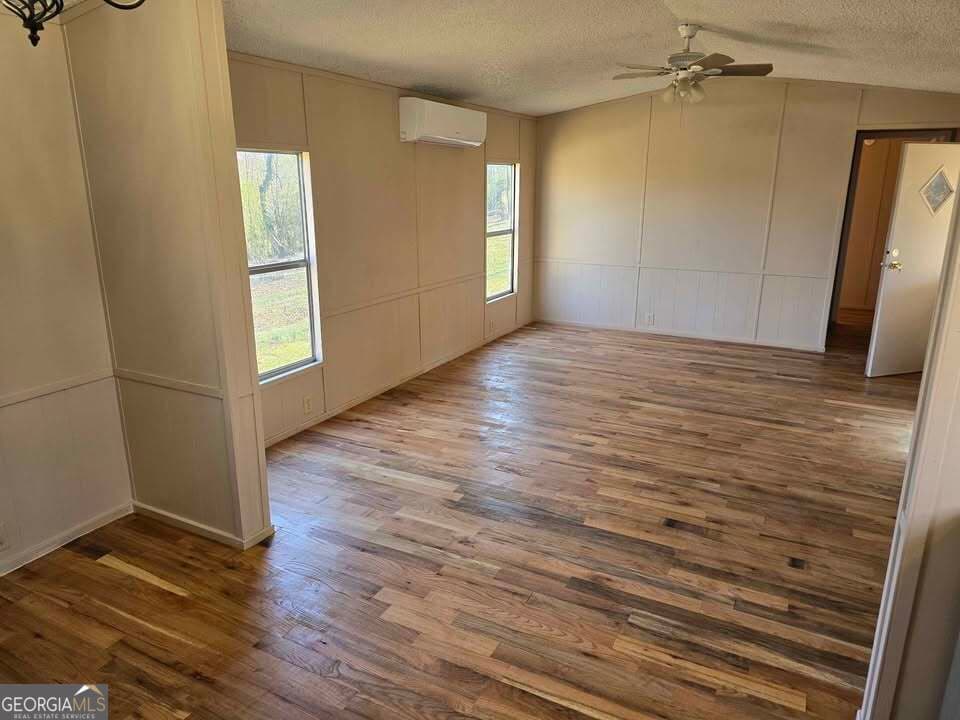 multi family for sale at 916 Friendly Mission Lane, Cornelia, GA 30531 — photo 3