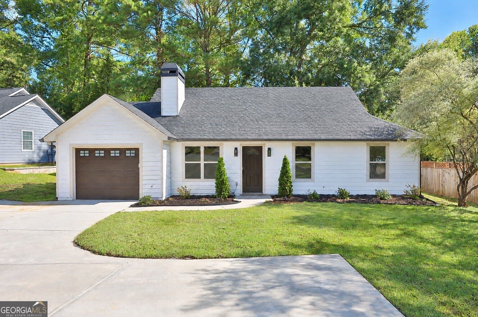 3 bedroom, 2 bathroom, 1,189 sq ft single family residence for rent at 144 Long Leaf, Peachtree City, GA 30269 for $3,000 a month — photo 3