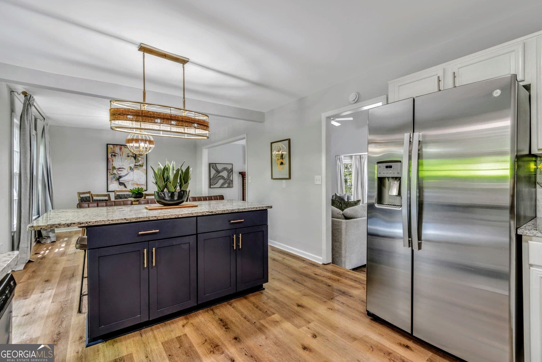 5 bedroom, 3 bathroom, 3,200 sq ft single family residence for rent at 2192 Chartwell Drive, Marietta, GA 30066 for $6,800 a month — photo 8