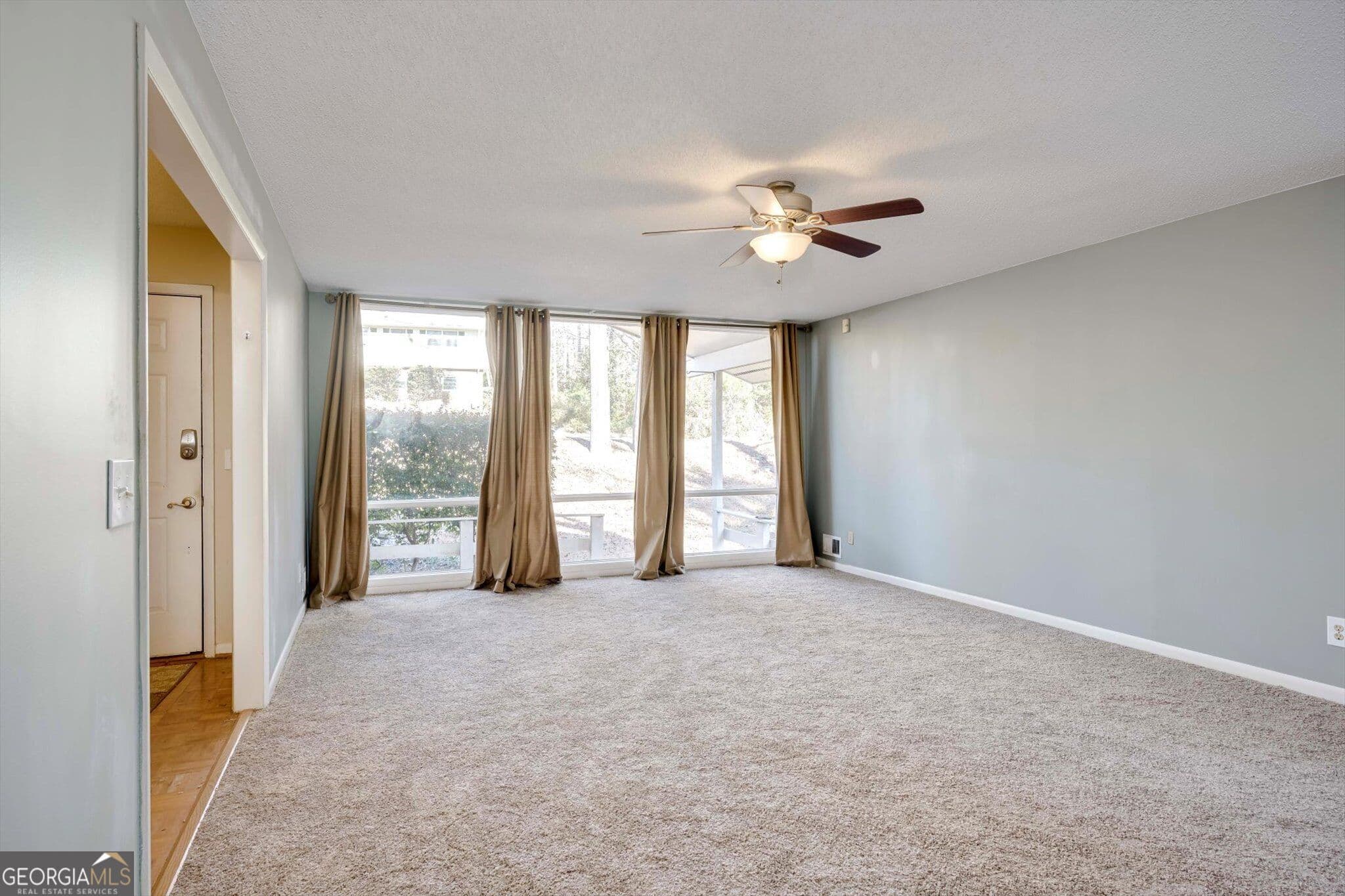 3 bedroom, 2.5 bathroom, 2,200 sq ft single family residence for sale at 715 Hammond Drive, North Augusta, SC 29841 — photo 6