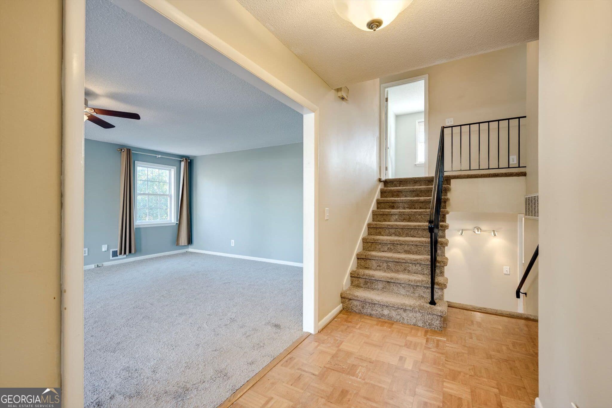 3 bedroom, 2.5 bathroom, 2,200 sq ft single family residence for sale at 715 Hammond Drive, North Augusta, SC 29841 — photo 4