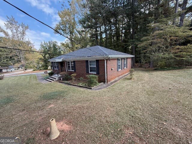 3 bedroom, 1 bathroom, 1,107 sq ft single family residence for sale at 1529 N Columbia Place, Decatur, GA 30032 — photo 4