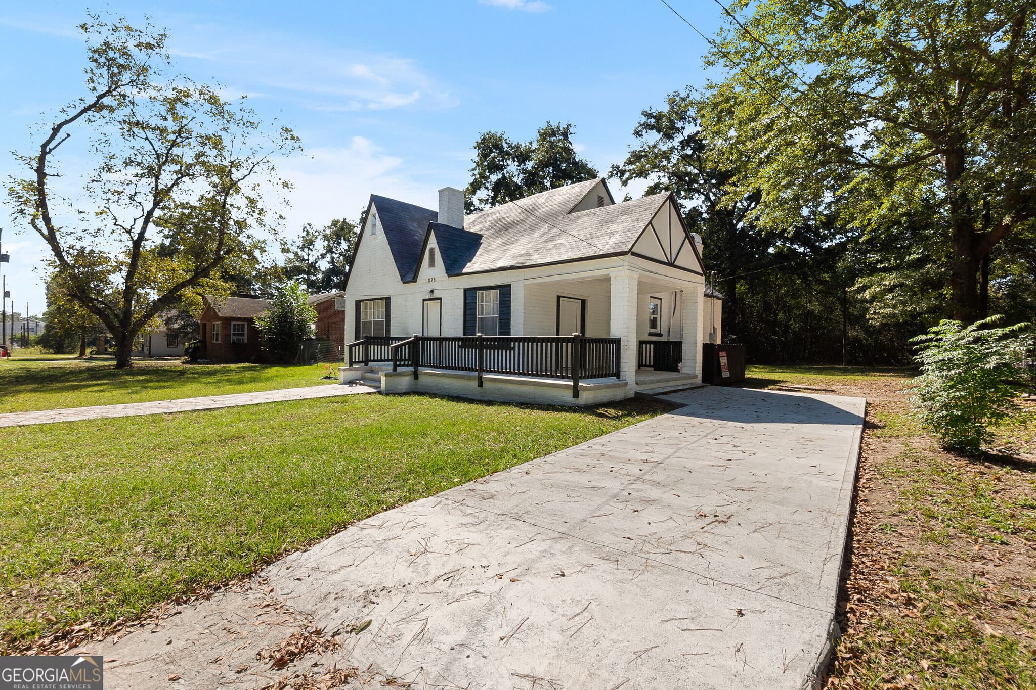 4 bedroom, 2 bathroom, 1,695 sq ft single family residence for sale at 896 Roseview Drive, Macon, GA 31217 — photo 4
