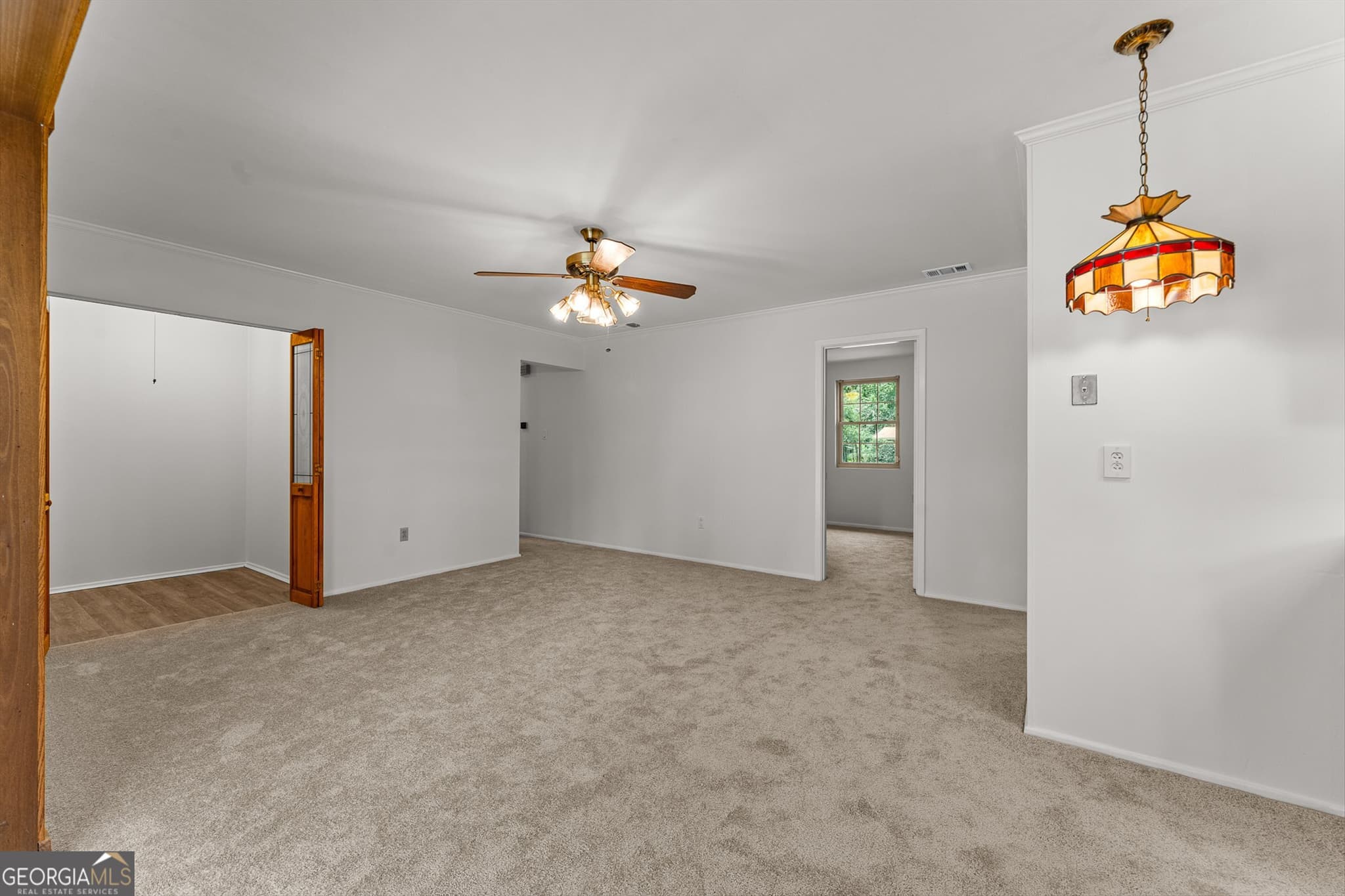 3 bedroom, 2 bathroom, 1,787 sq ft single family residence under contract at 417 Willow Road, Savannah, GA 31419 — photo 6