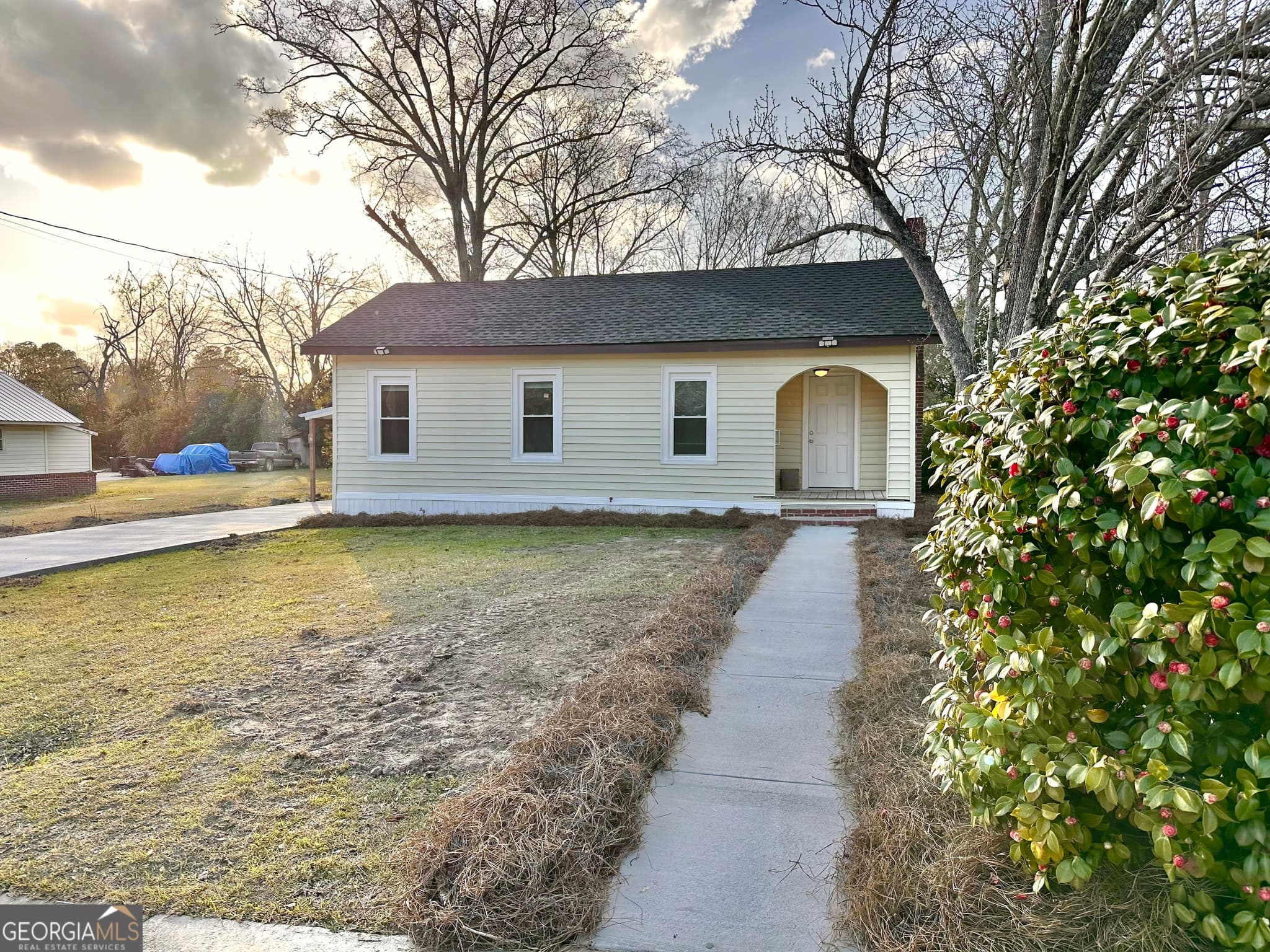 306 S Tillman Street, Glennville, GA 30427 — most recent listing photo