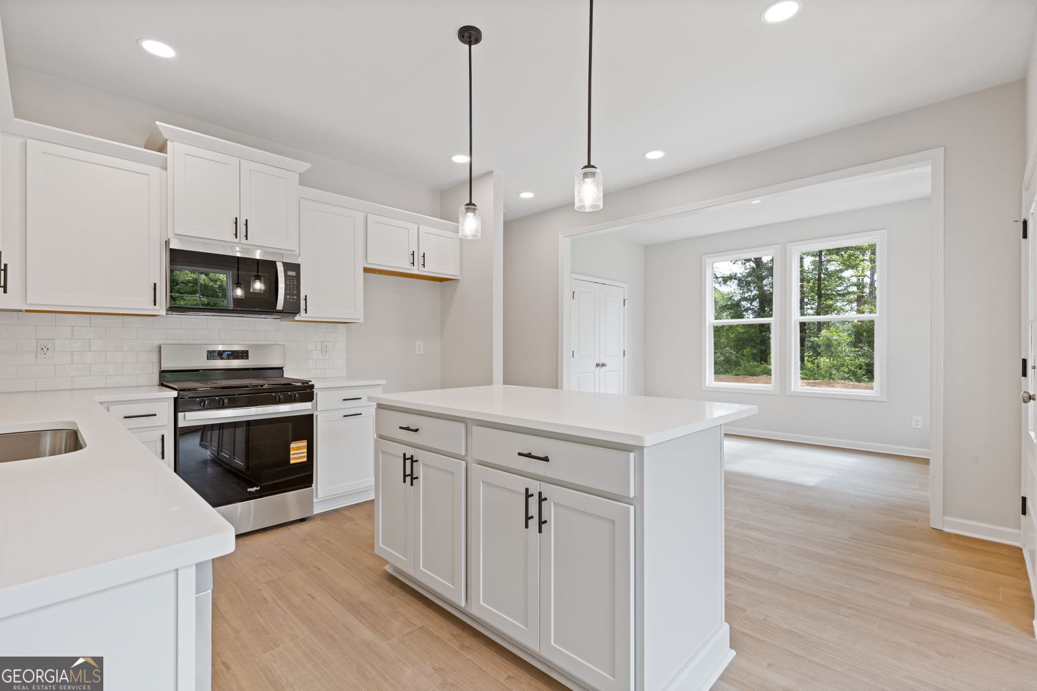 3 bedroom, 2.5 bathroom, 1,762 sq ft townhouse for sale at 379 Summerville Lane 12, Athens, GA 30606 — photo 10