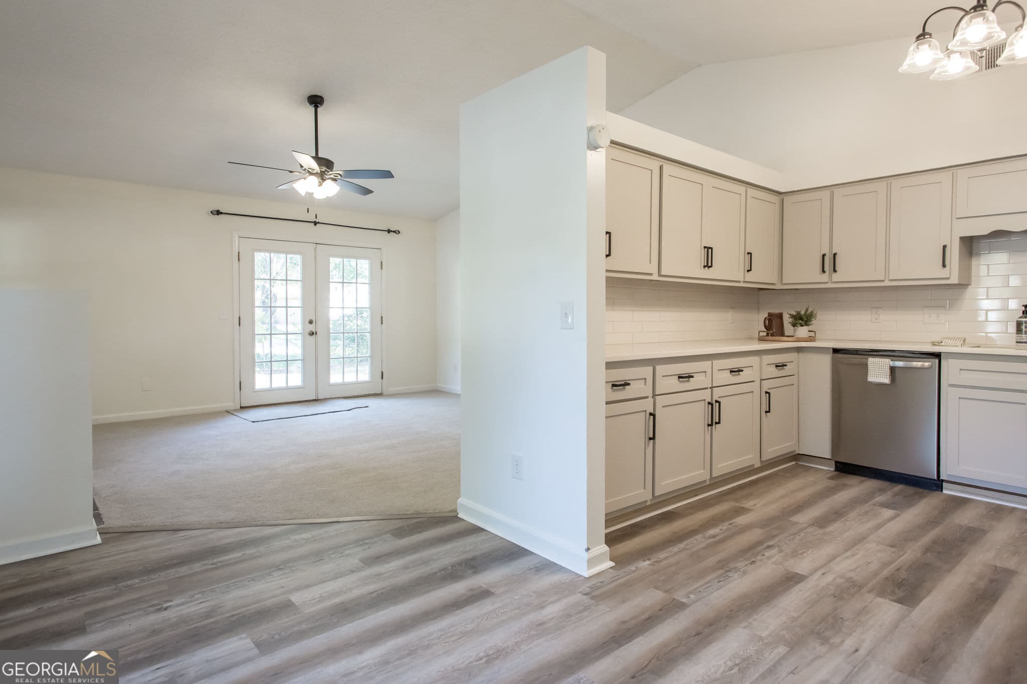 3 bedroom, 2 bathroom, 1,124 sq ft single family residence for sale at 100 Royal Way, Kingsland, GA 31548 — photo 7