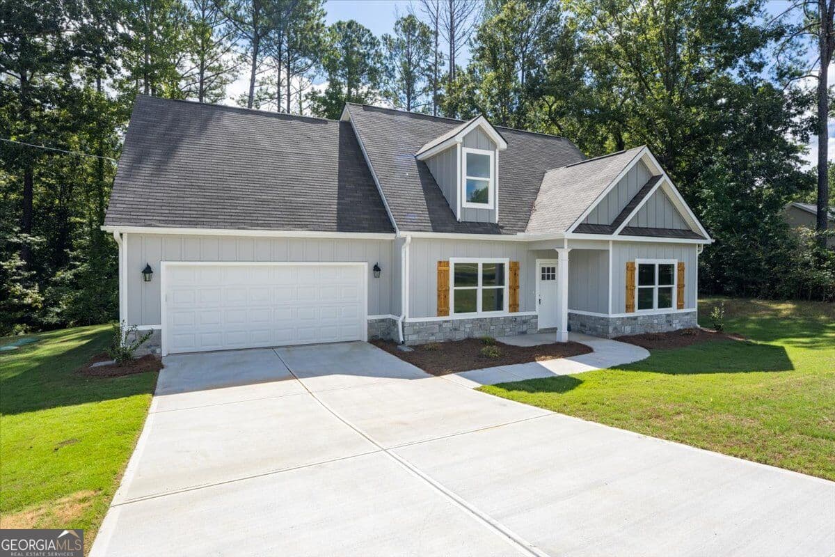 3 bedroom, 2.5 bathroom, 1,995 sq ft single family residence for sale at 260 Katherine Drive, Gray, GA 31032 — photo 2