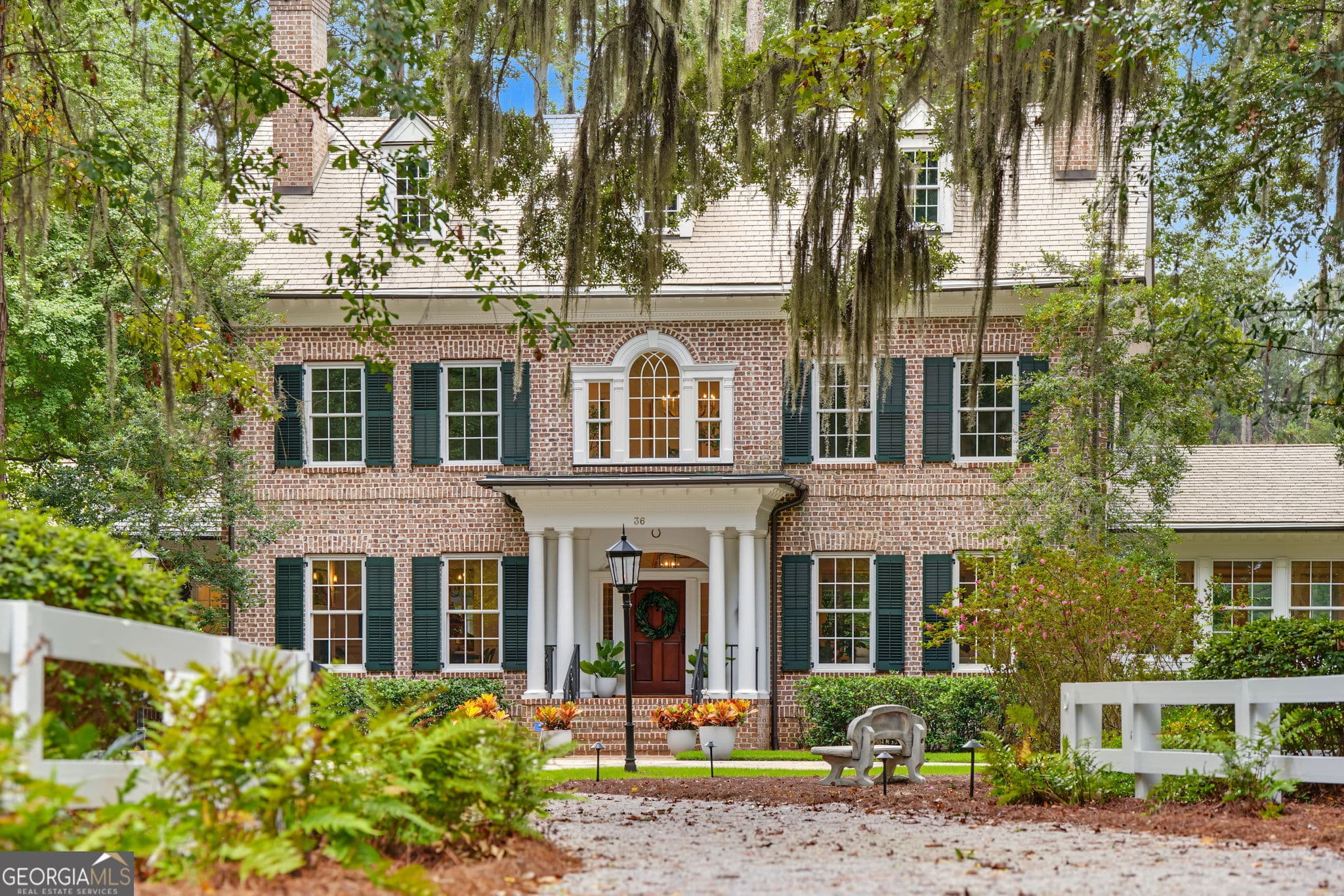 6 bedroom, 6 bathroom, 6,869 sq ft single family residence for sale at 36 Belted Kingfisher Lane, Richmond Hill, GA 31324 — photo 4