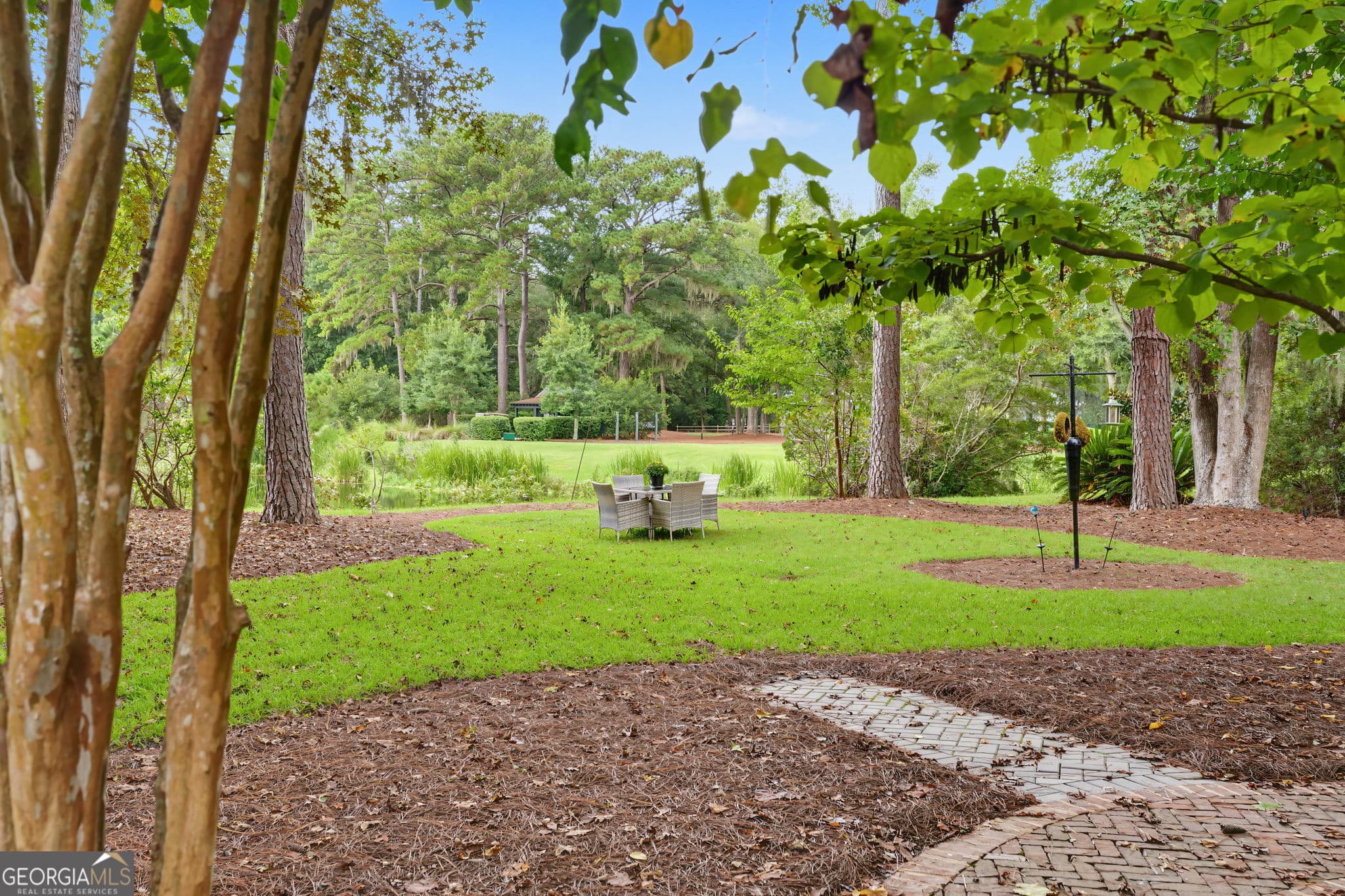 6 bedroom, 6 bathroom, 6,869 sq ft single family residence for sale at 36 Belted Kingfisher Lane, Richmond Hill, GA 31324 — photo 8