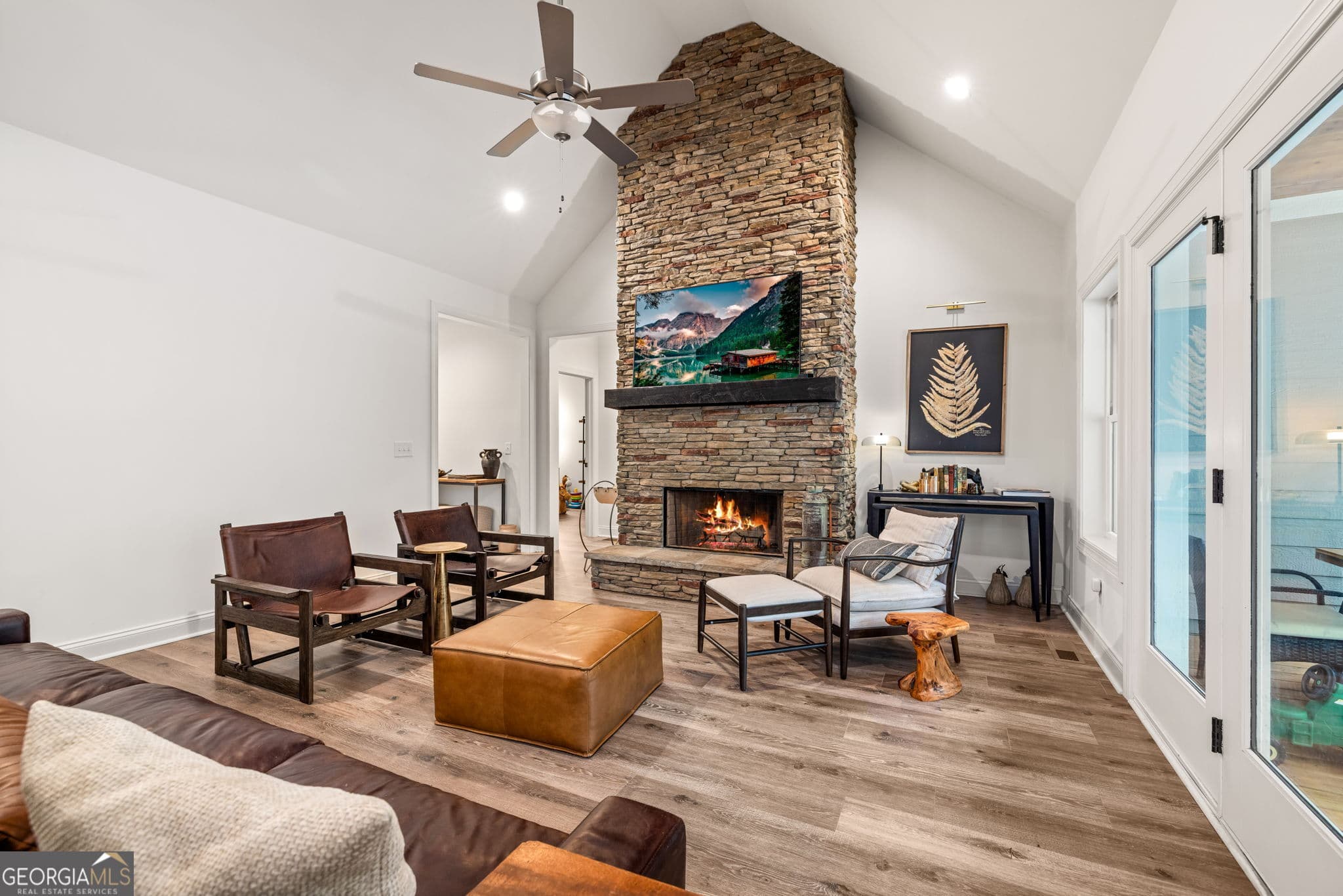 3 bedroom, 2.5 bathroom, 2,161 sq ft single family residence for sale at 373 McIntosh Road, Clarkesville, GA 30523 — photo 7