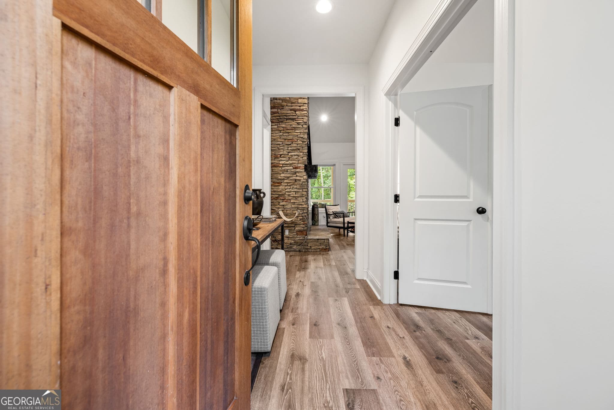 3 bedroom, 2.5 bathroom, 2,161 sq ft single family residence for sale at 373 McIntosh Road, Clarkesville, GA 30523 — photo 4