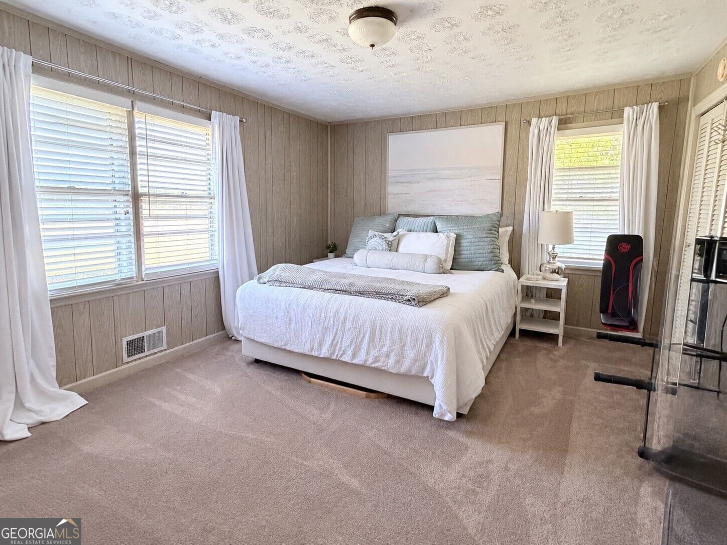 3 bedroom, 2 bathroom, 1,980 sq ft single family residence for rent at 2005 Wilkie Road, Alpharetta, GA 30004 for $2,700 a month — photo 3