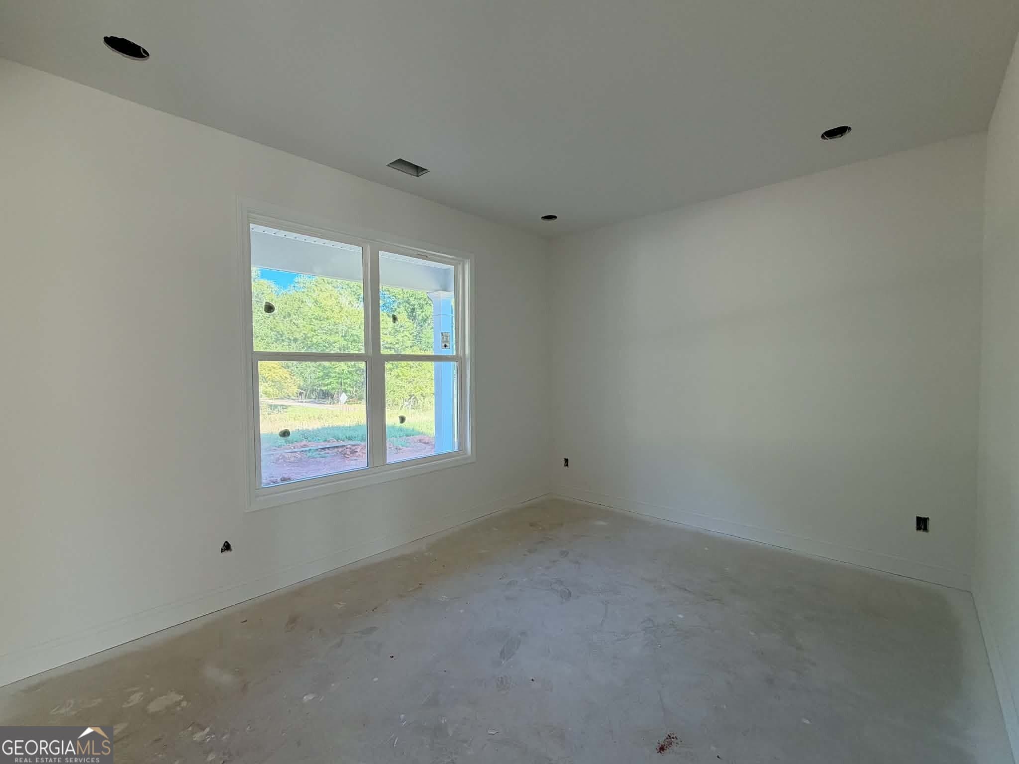 4 bedroom, 3 bathroom, 2,842 sq ft single family residence for sale at 1004 South Laney Road, Locust Grove, GA 30248 — photo 3