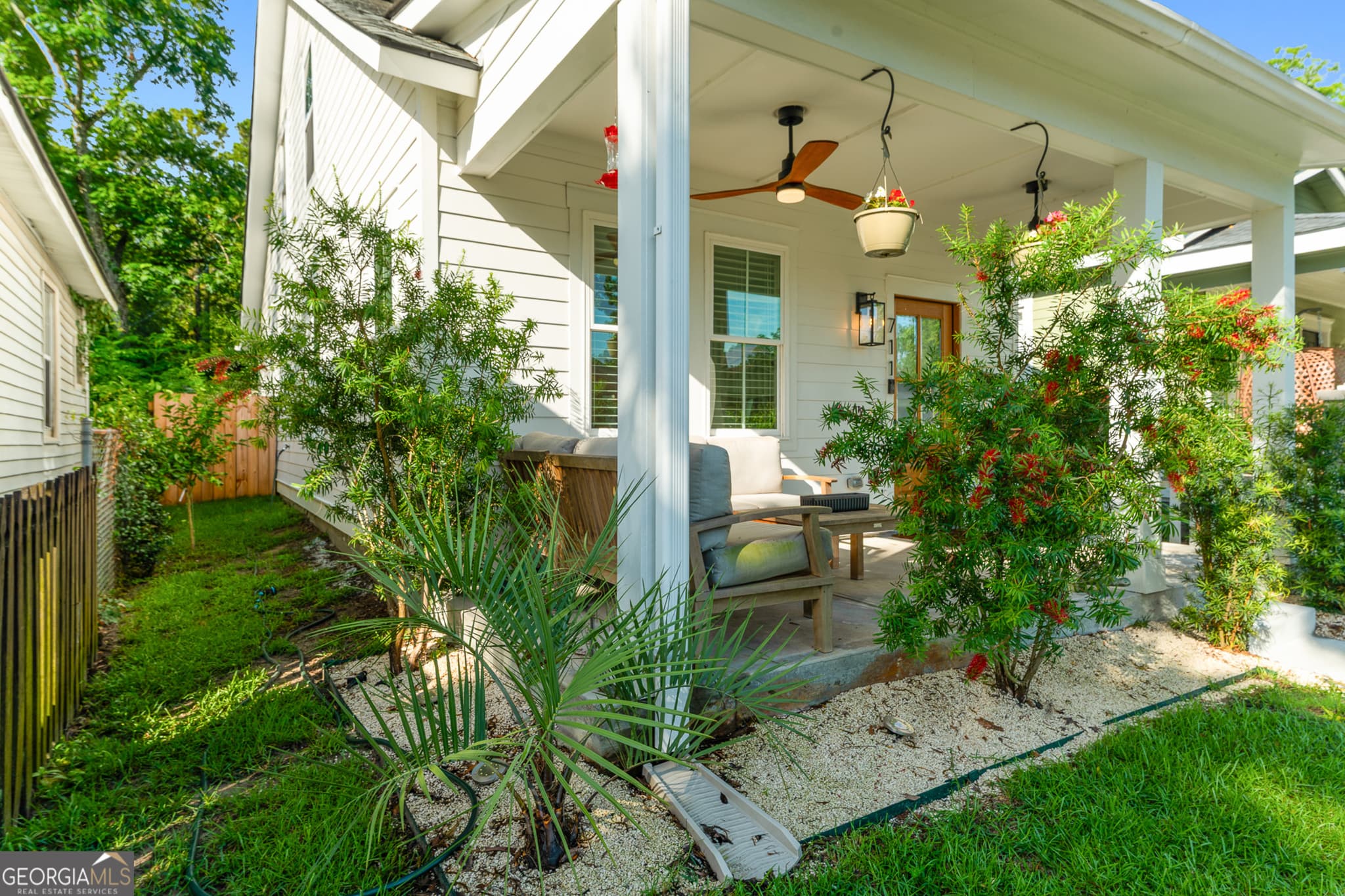3 bedroom, 2.5 bathroom, 1,325 sq ft single family residence for sale at 711 E 32nd Street, Savannah, GA 31401 — photo 5