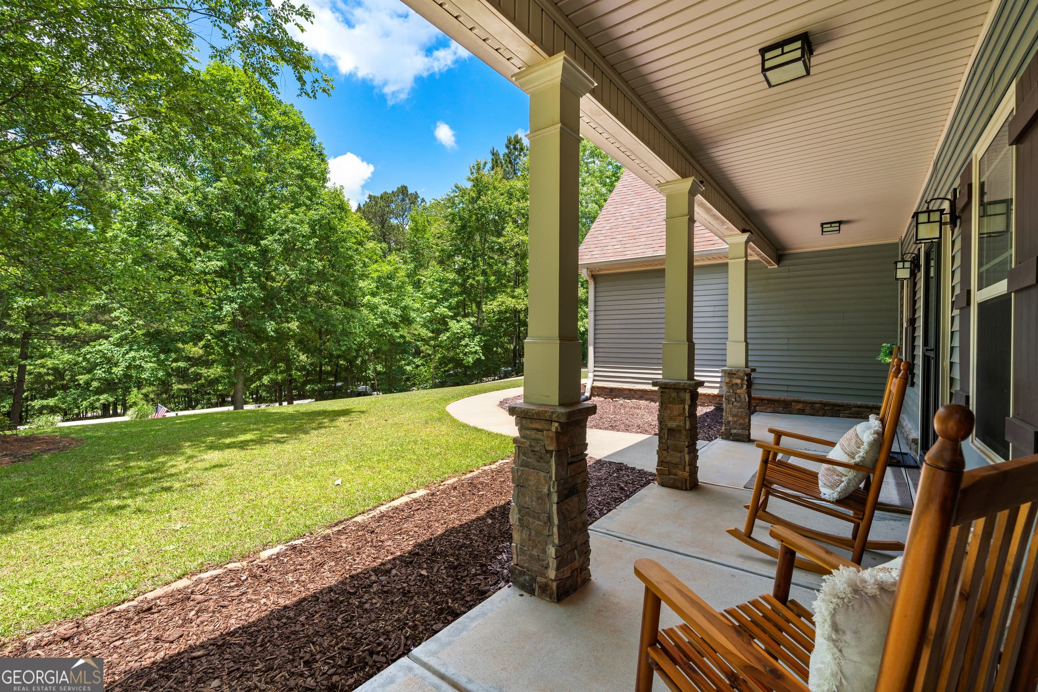 4 bedroom, 2.5 bathroom, 2,118 sq ft single family residence for sale at 2694 Welcome Road, Newnan, GA 30263 — photo 3