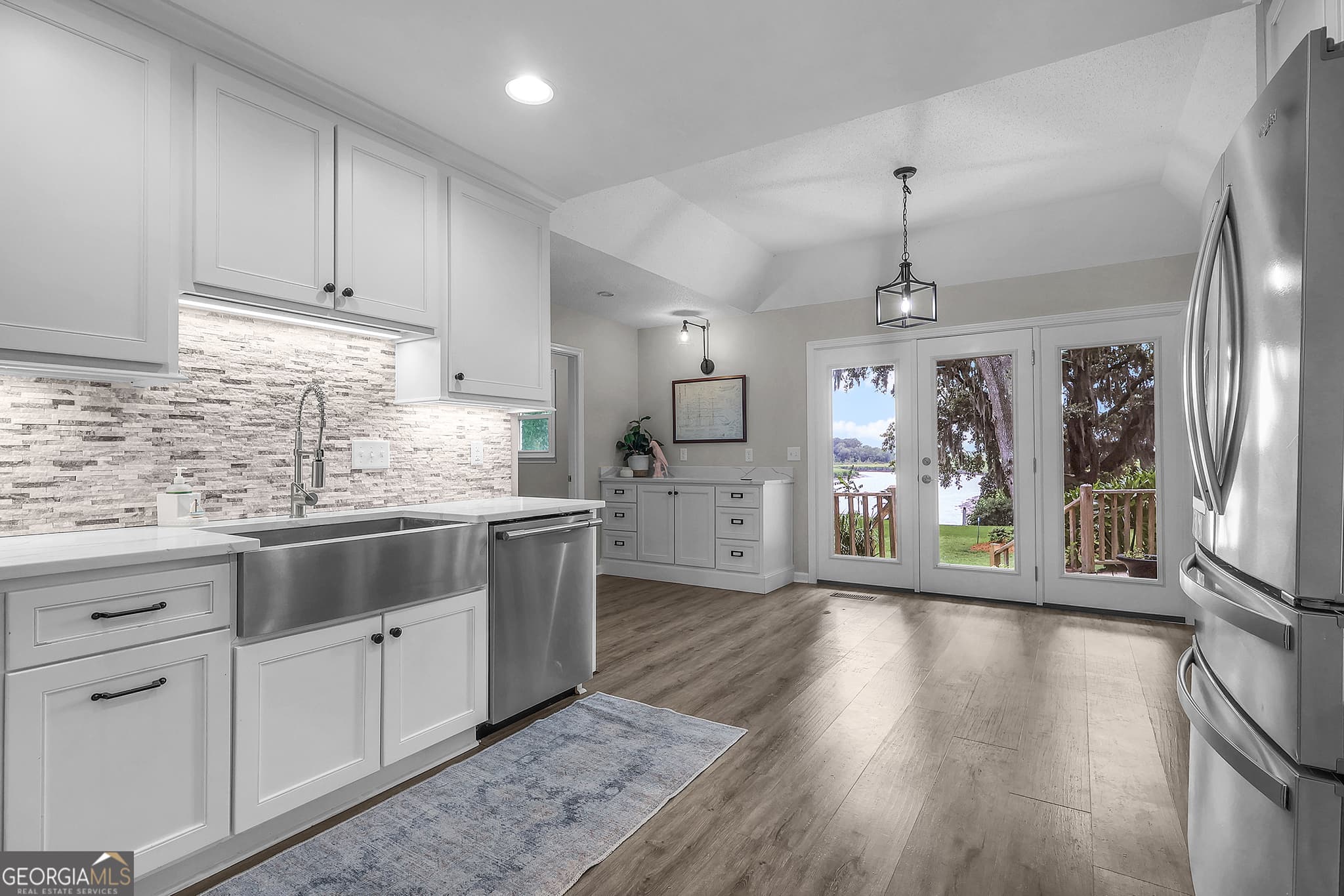 5 bedroom, 3 bathroom, 3,399 sq ft single family residence for sale at 1154 River Drive, Darien, GA 31305 — photo 6
