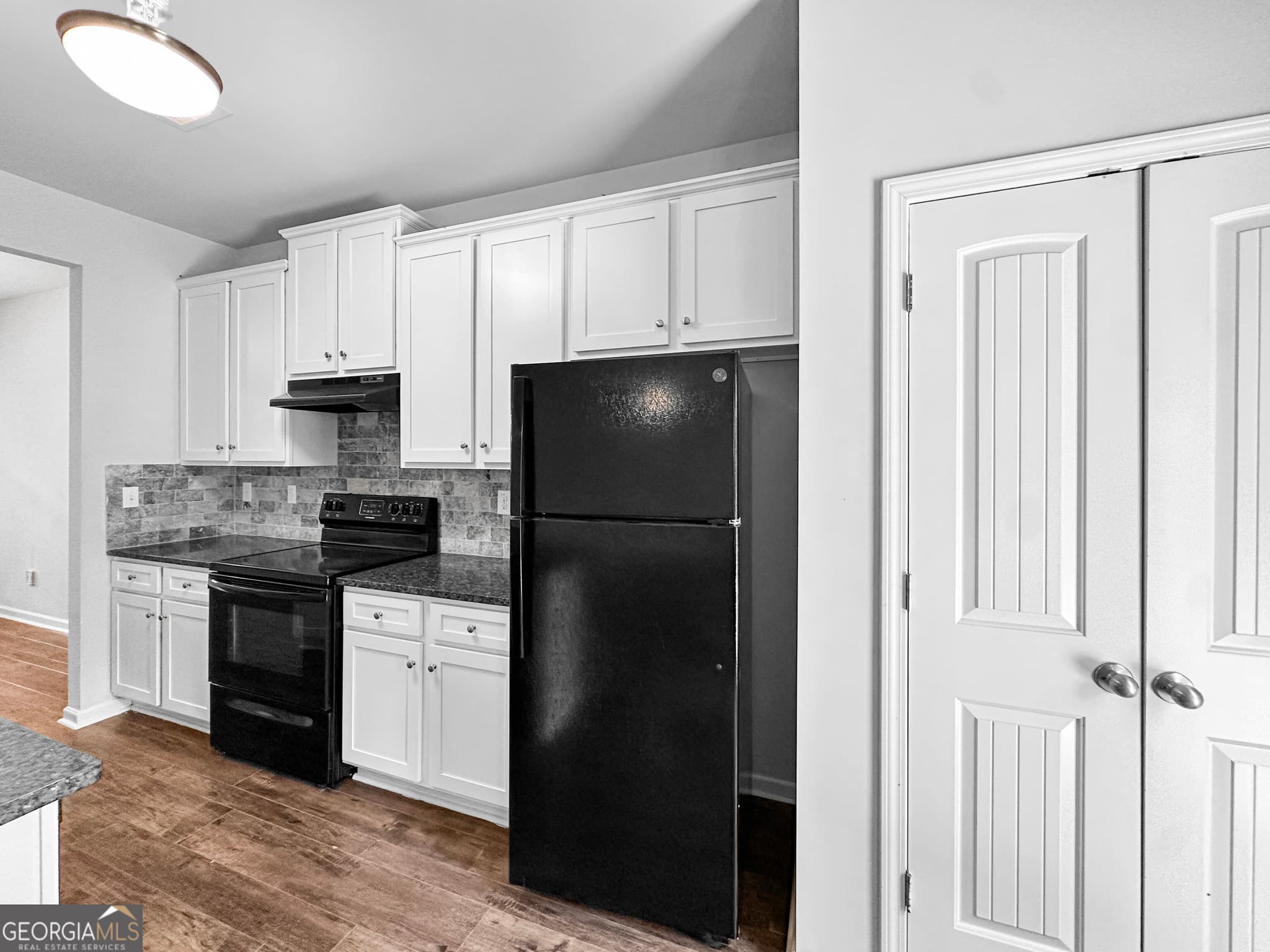 4 bedroom, 2.5 bathroom, 4,096 sq ft single family residence for rent at 211 Daisy Circle, Mcdonough, GA 30252 for $2,095 a month — photo 6
