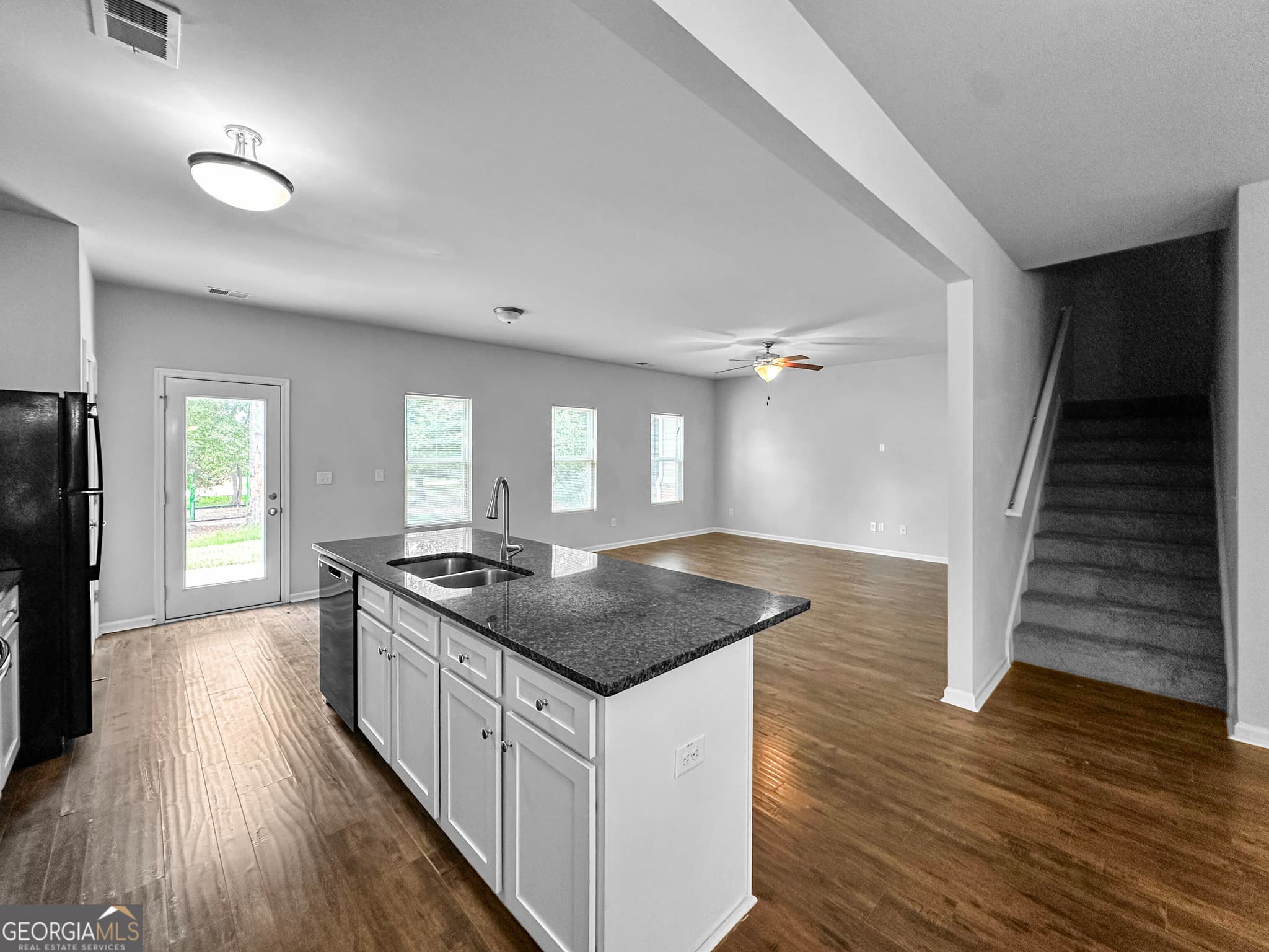 4 bedroom, 2.5 bathroom, 4,096 sq ft single family residence for rent at 211 Daisy Circle, Mcdonough, GA 30252 for $2,095 a month — photo 7
