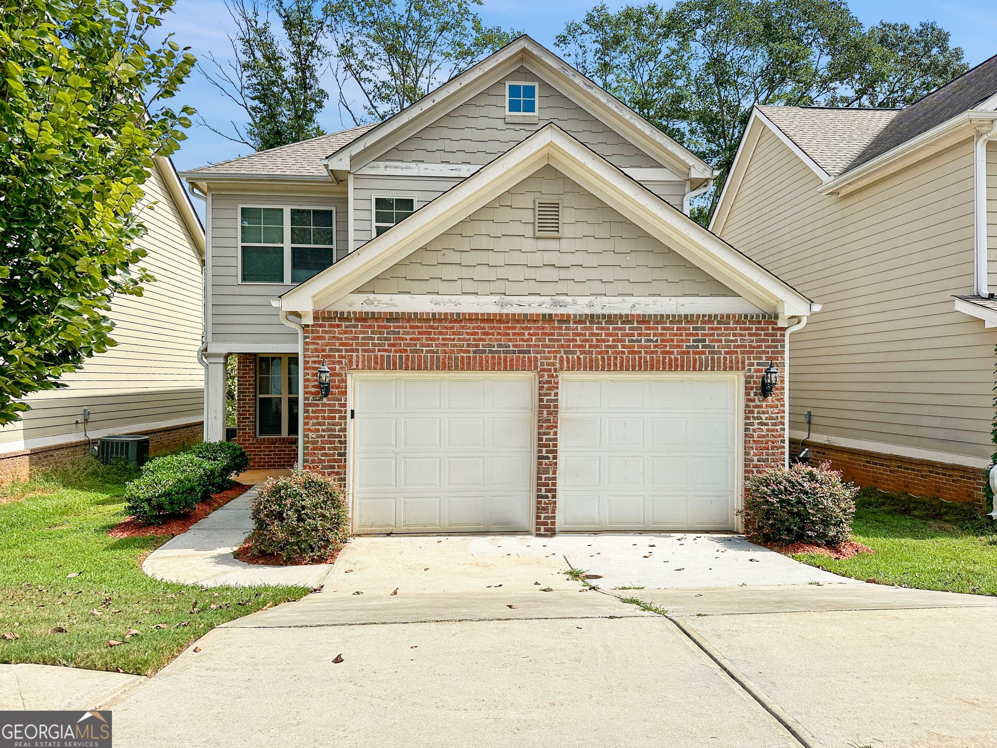 4 bedroom, 2.5 bathroom, 4,096 sq ft single family residence for rent at 211 Daisy Circle, Mcdonough, GA 30252 for $2,095 a month