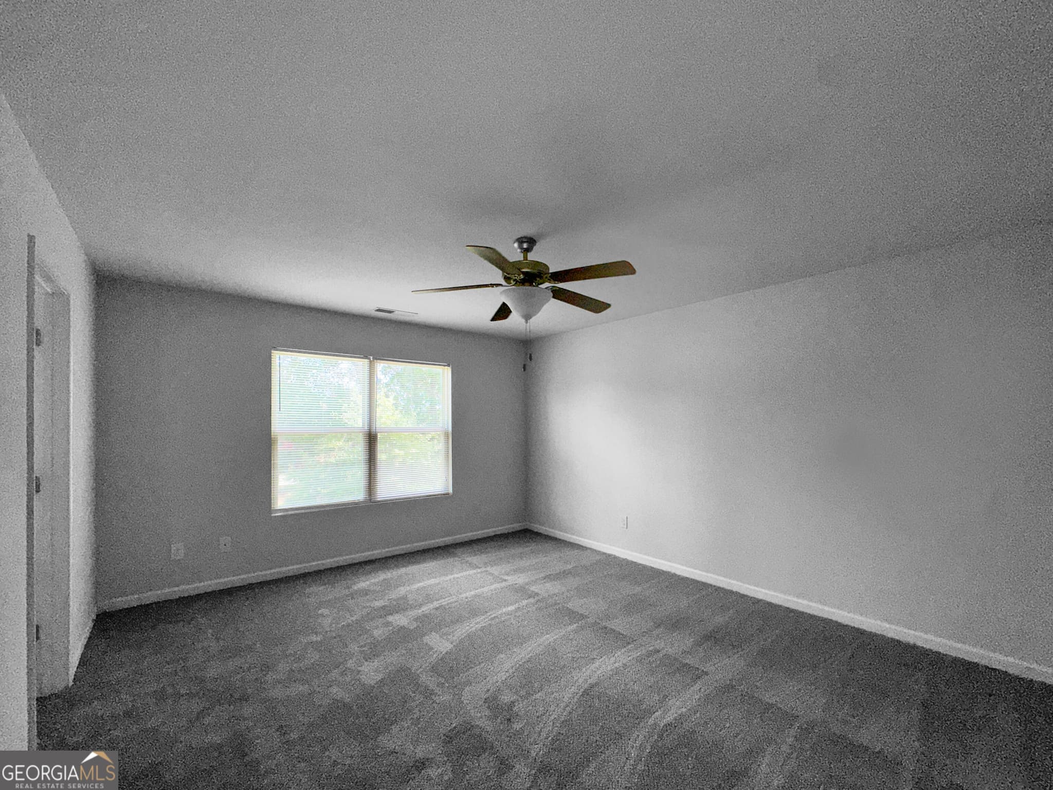 4 bedroom, 2.5 bathroom, 4,096 sq ft single family residence for rent at 211 Daisy Circle, Mcdonough, GA 30252 for $2,095 a month — photo 9