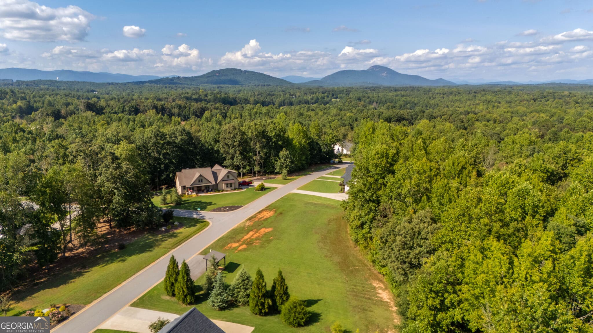 4 bedroom, 3.5 bathroom, 2,812 sq ft single family residence for sale at 0 Samson Way LOT 28 A, Cleveland, GA 30528 — photo 5