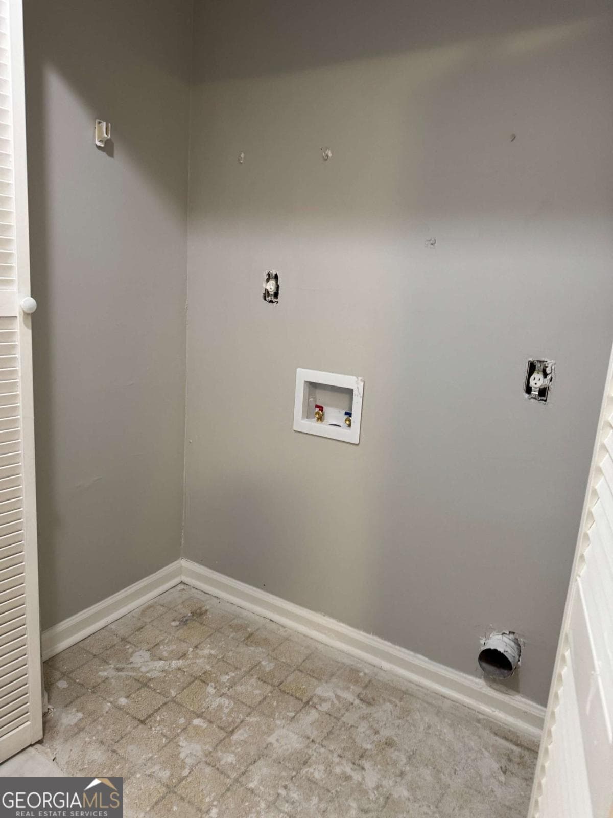 2 bedroom, 2.5 bathroom, 1,292 sq ft townhouse for sale at 5597 Stonington Trace Parkway, Stone Mountain, GA 30087 — photo 6