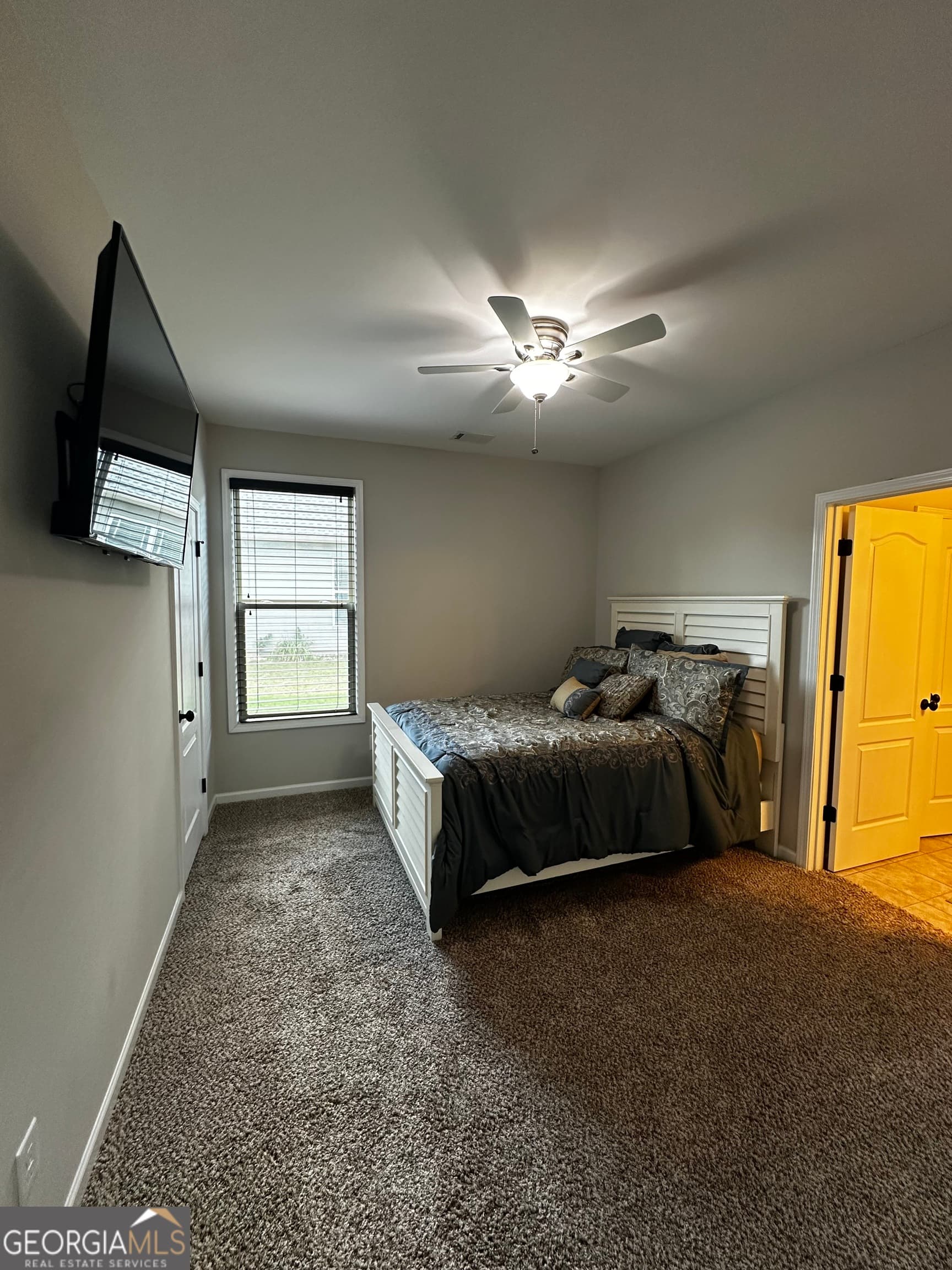 3 bedroom, 2.5 bathroom, 2,046 sq ft single family residence for sale at 280 Granite Way, Newnan, GA 30265 — photo 7