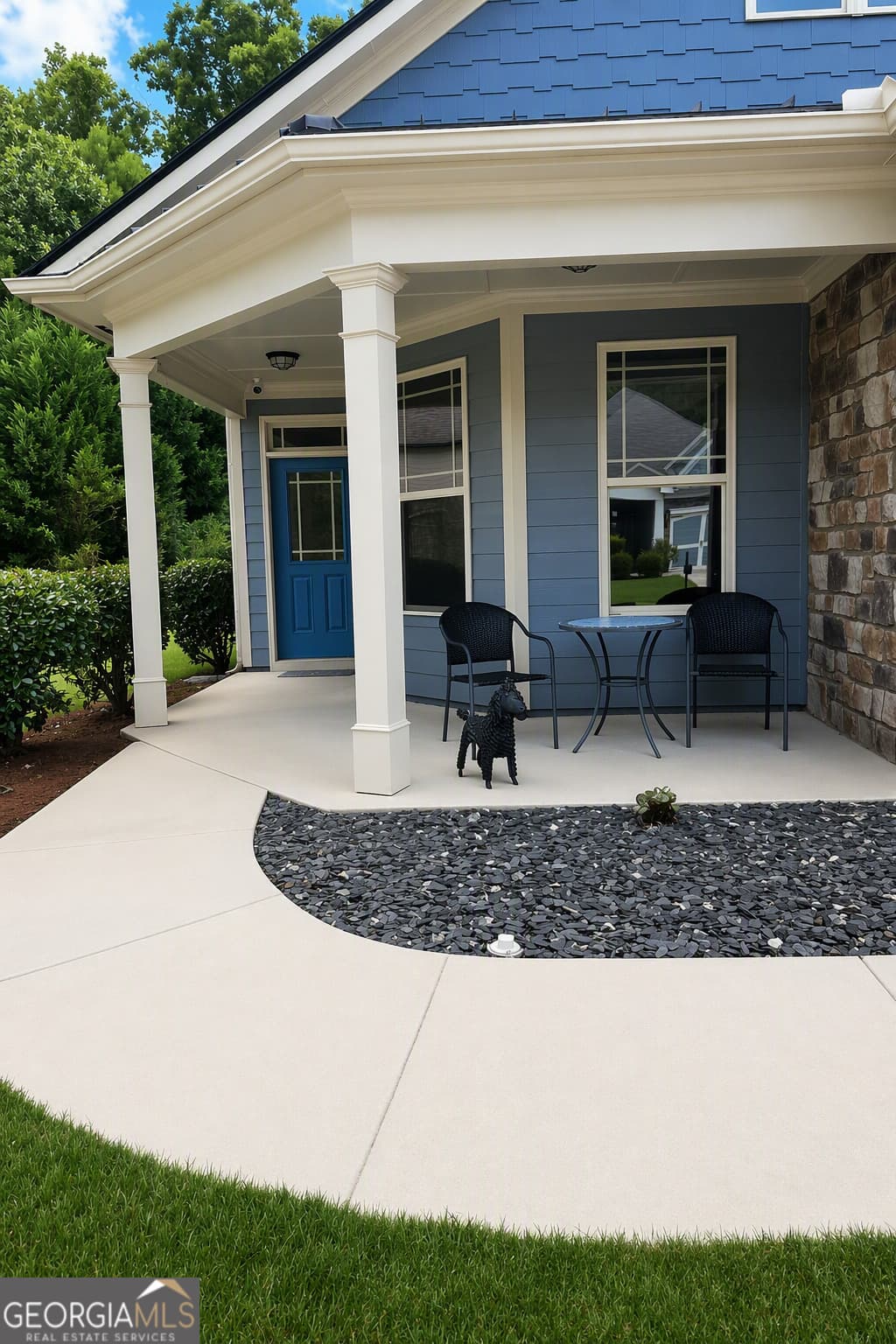 3 bedroom, 2.5 bathroom, 2,046 sq ft single family residence for sale at 280 Granite Way, Newnan, GA 30265 — photo 5