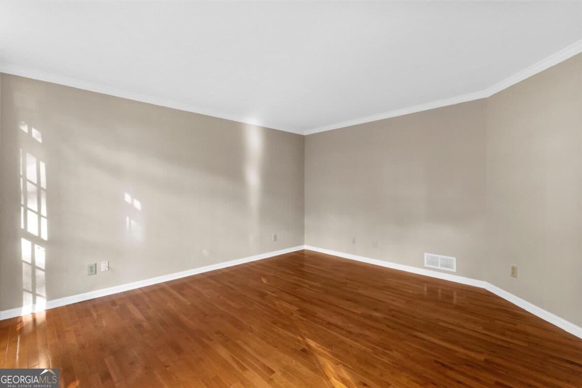 5 bedroom, 3.5 bathroom, 4,852 sq ft single family residence for sale at 2092 Plantation Road, Lawrenceville, GA 30044 — photo 7