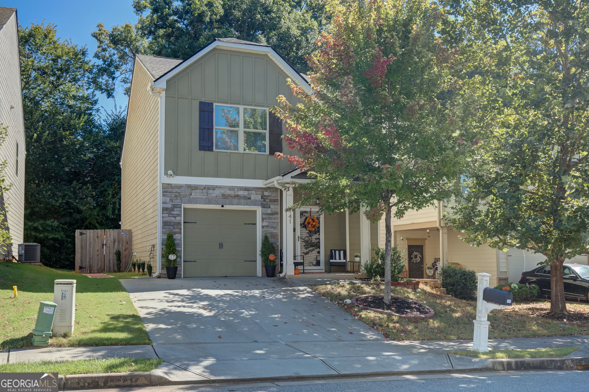 3 bedroom, 2.5 bathroom, 1,945 sq ft single family residence for sale at 141 Southwind Circle, Newnan, GA 30265 — photo 3
