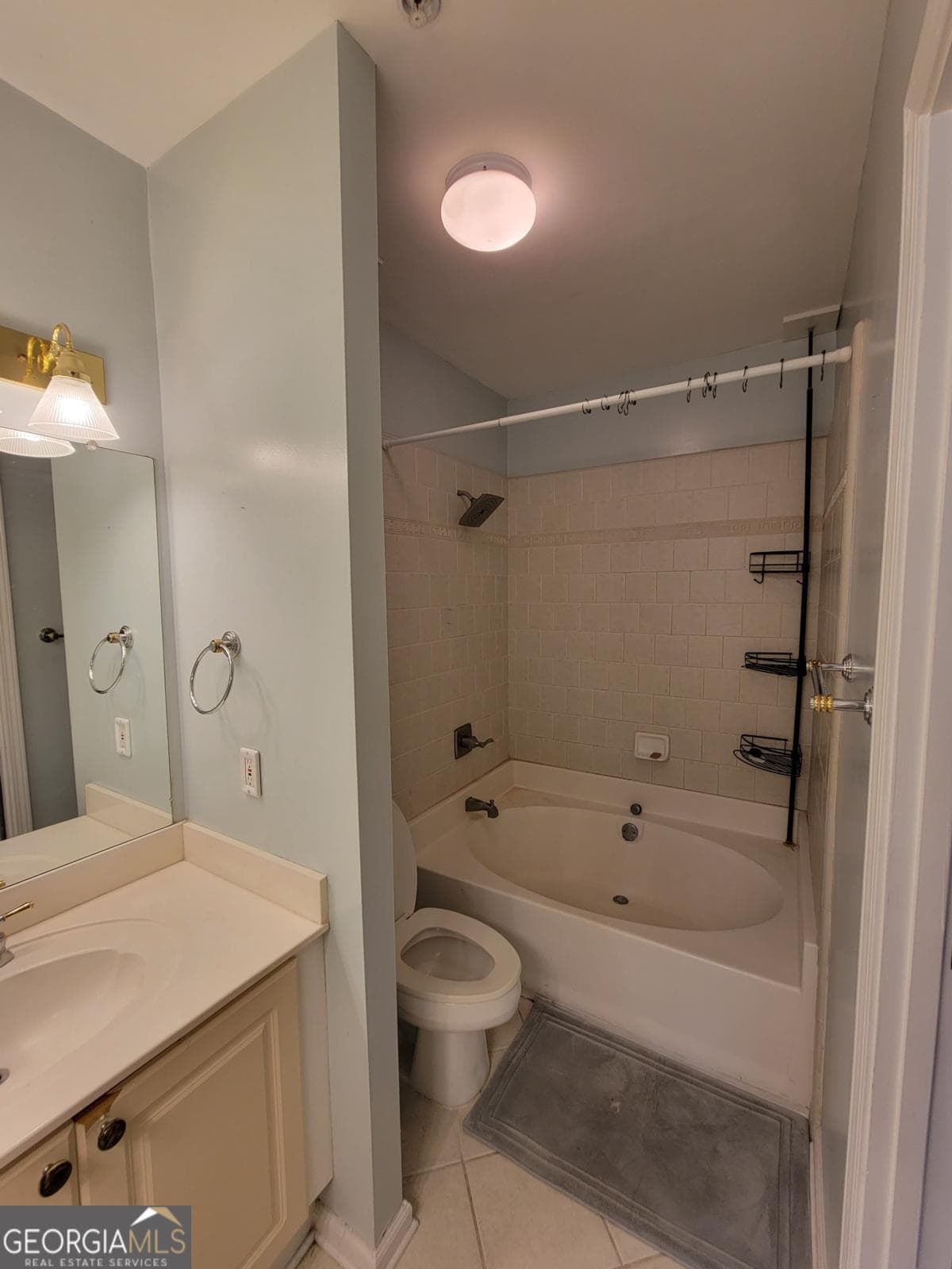 1 bedroom, 1 bathroom, 793 sq ft condominium for rent at 3334 Peachtree Road 404, Atlanta, GA 30326 for $1,750 a month — photo 6