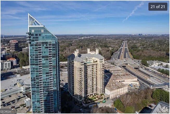 1 bedroom, 1 bathroom, 793 sq ft condominium for rent at 3334 Peachtree Road 404, Atlanta, GA 30326 for $1,750 a month — photo 10