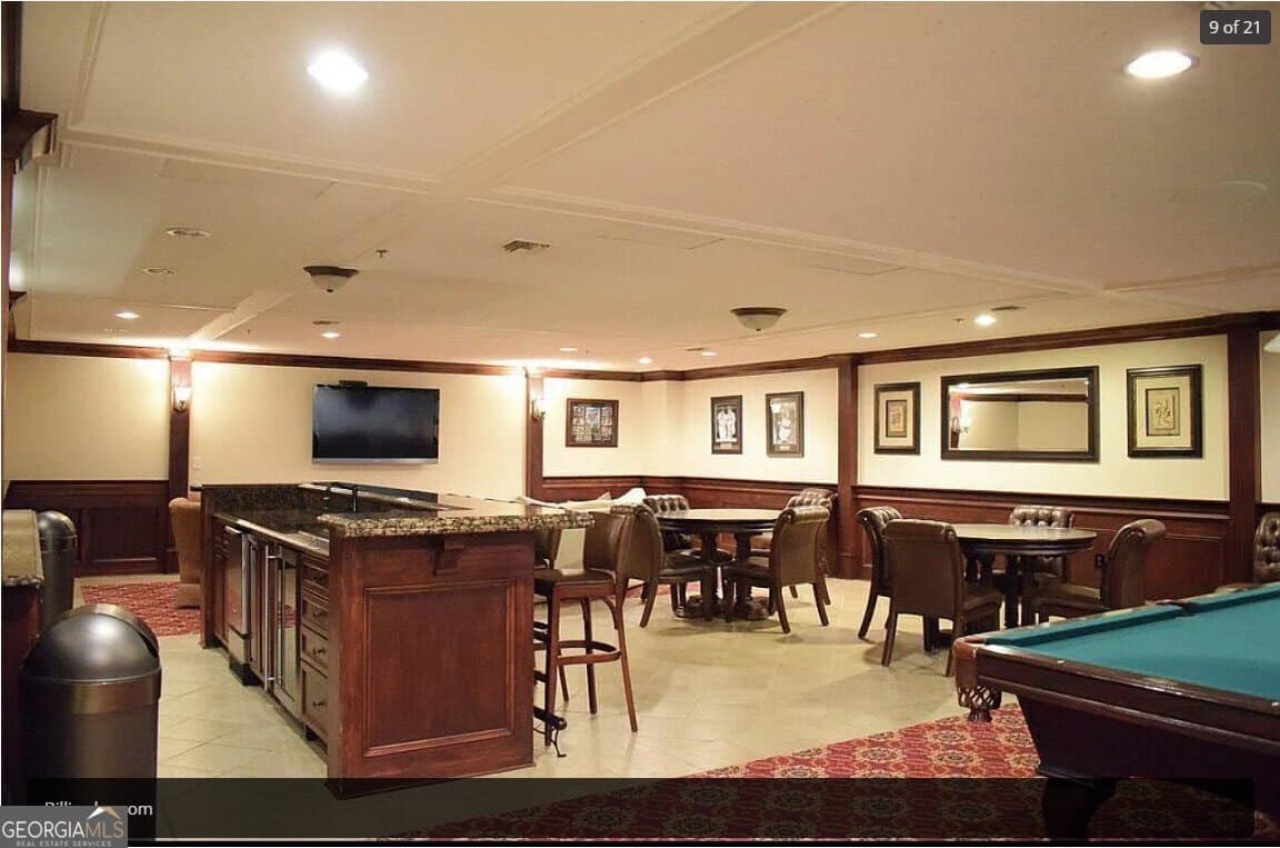 1 bedroom, 1 bathroom, 793 sq ft condominium for rent at 3334 Peachtree Road 404, Atlanta, GA 30326 for $1,750 a month — photo 8