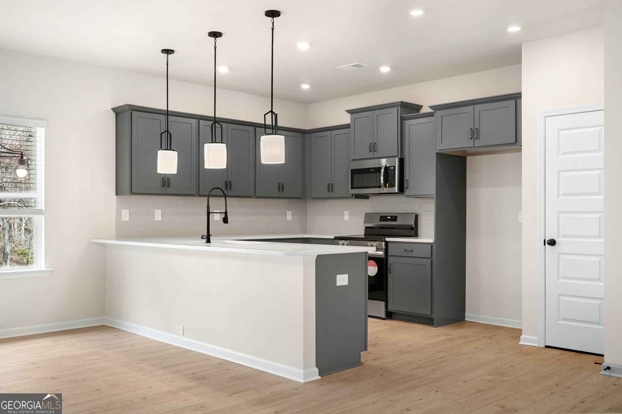 3 bedroom, 2.5 bathroom, 1,909 sq ft single family residence for sale at 1204 Stonebridge Circle LOT 86, Macon, GA 31211 — photo 7