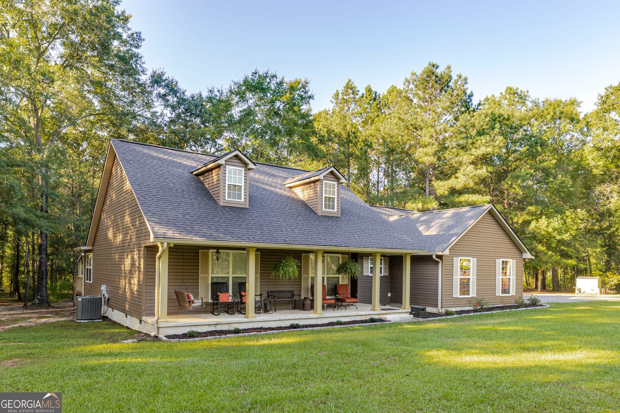 3 bedroom, 2 bathroom, 1,687 sq ft single family residence under contract at 449 Green Road, Ellaville, GA 31806 — photo 2