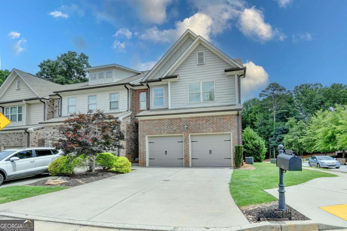 3 bedroom, 2.5 bathroom, 1,989 sq ft townhouse sold at 5510 Bright Cross Way, Suwanee, GA 30024