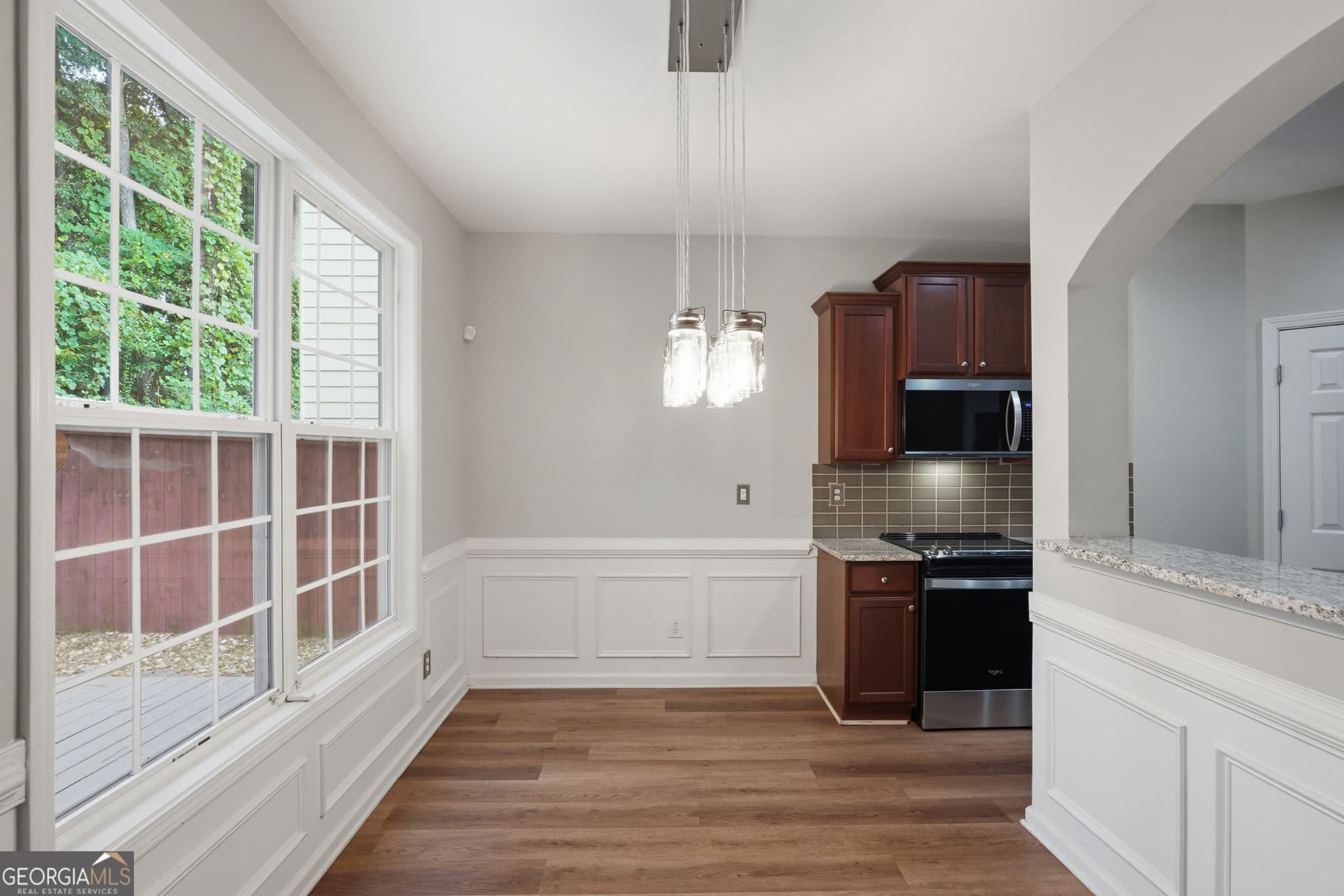 3 bedroom, 2.5 bathroom, 1,764 sq ft single family residence for sale at 5659 Chatham Circle, Norcross, GA 30071 — photo 8