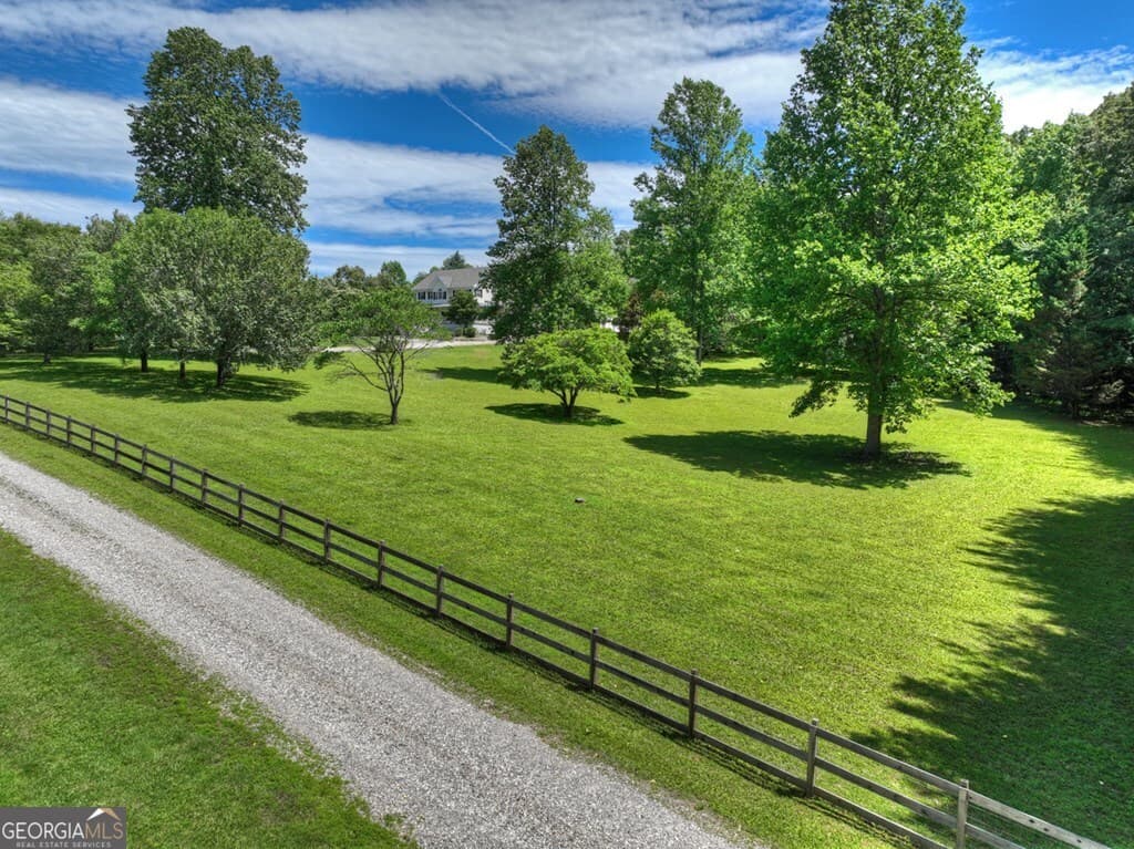 4 bedroom, 4 bathroom, 4,162 sq ft single family residence for sale at 159 Victoria Drive, Blairsville, GA 30512 — photo 3