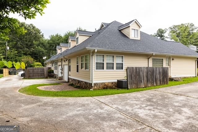 3 bedroom, 2 bathroom, 1,629 sq ft single family residence for sale at 206 Cedarwood Lane, Thomaston, GA 30286 — photo 4