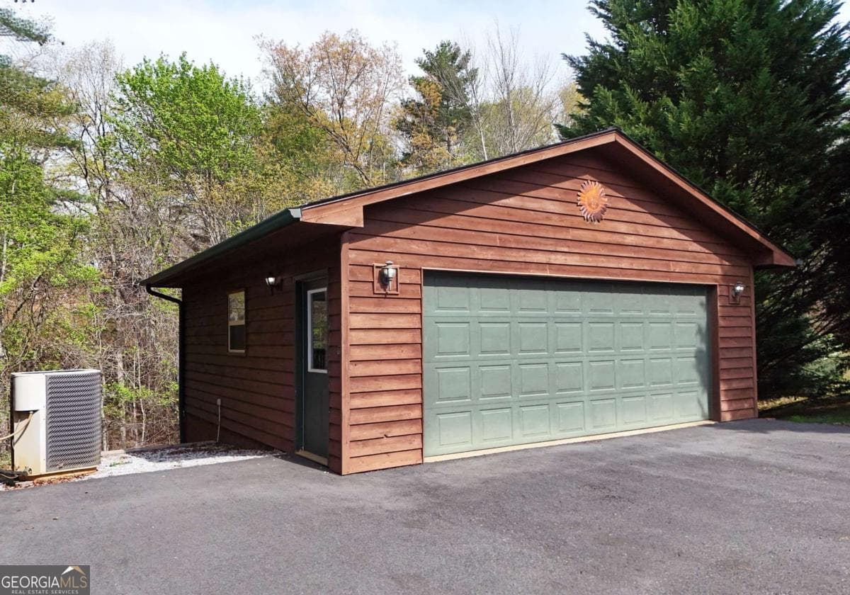 2 bedroom, 2 bathroom cabin,single family residence for sale at 160 Serenity Pointe Drive, Murphy, NC 28906 — photo 4