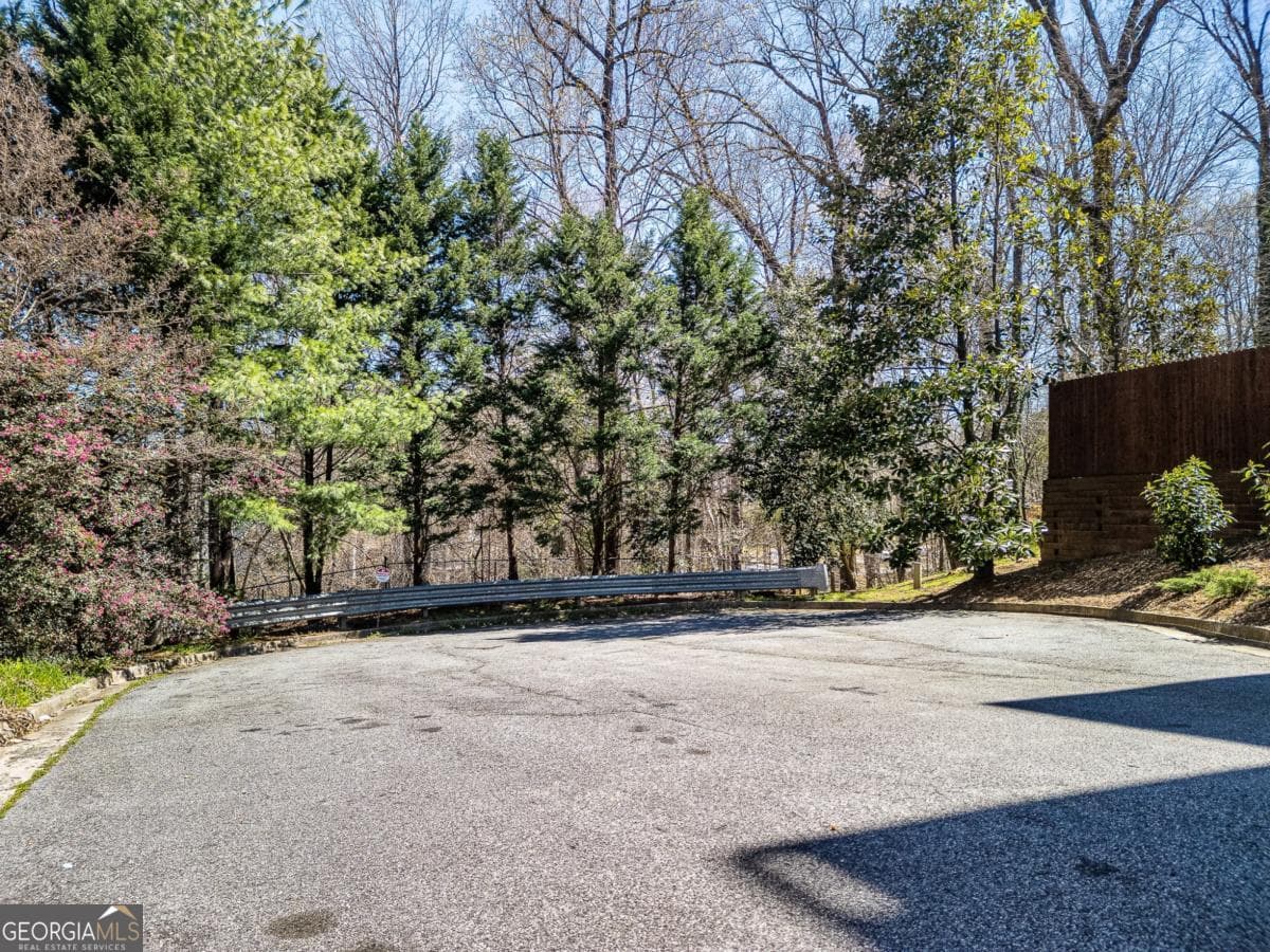 estate lot for sale at 1734 Summit Glen Lane, Atlanta, GA 30329 — photo 5