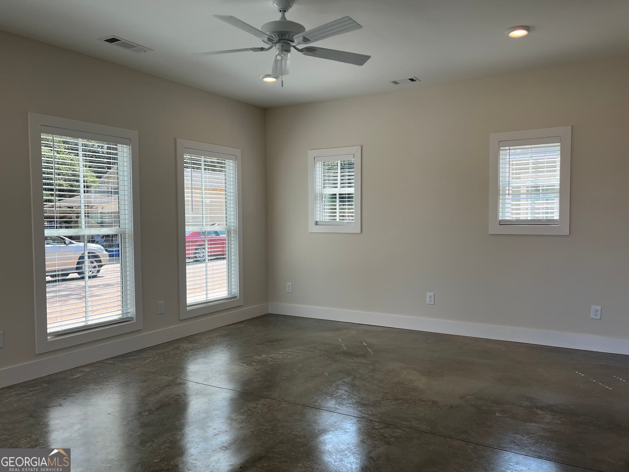 3 bedroom, 2.5 bathroom, 1,345 sq ft single family residence for rent at 201 Cherry Street, Lagrange, GA 30240 for $1,595 a month — photo 5