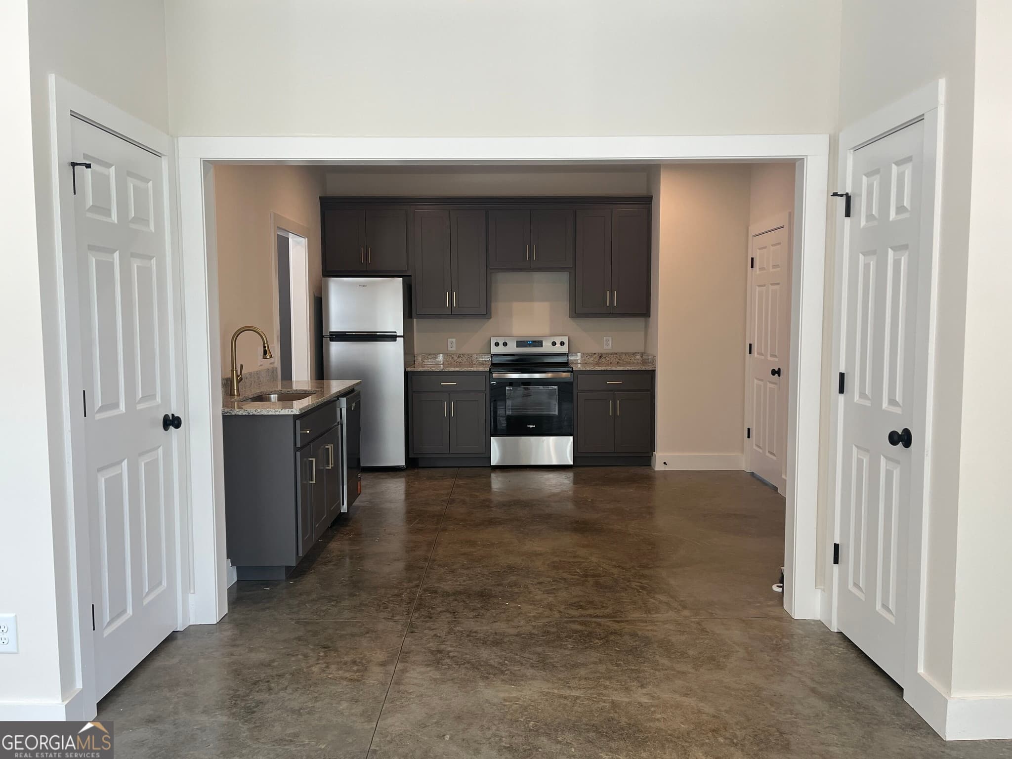3 bedroom, 2.5 bathroom, 1,345 sq ft single family residence for rent at 201 Cherry Street, Lagrange, GA 30240 for $1,595 a month — photo 8