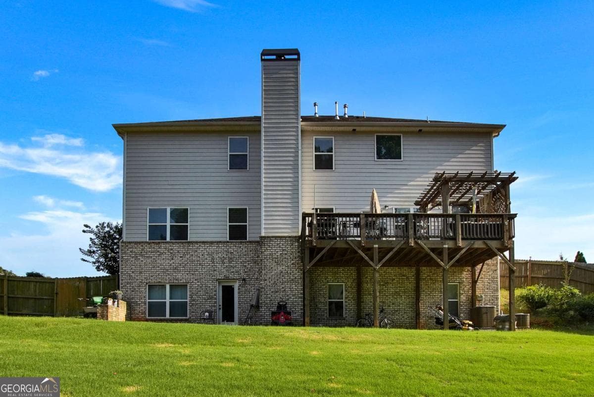 5 bedroom, 4 bathroom, 5,306 sq ft single family residence for sale at 300 Onyx Drive, Mcdonough, GA 30252 — photo 2