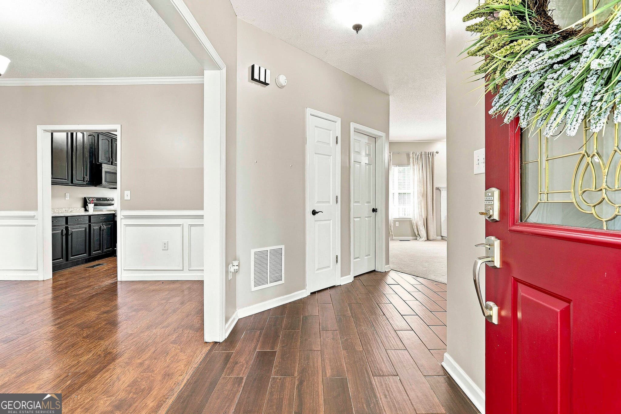 4 bedroom, 2.5 bathroom, 3,017 sq ft single family residence for sale at 220 Brittain Way, Newnan, GA 30263 — photo 7