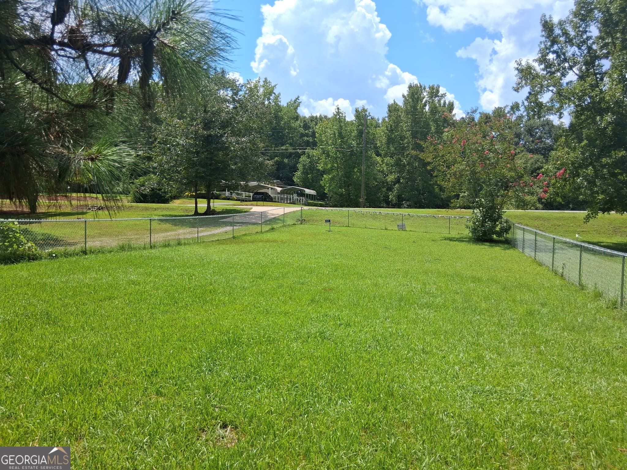 2 bedroom, 2 bathroom, 1,402 sq ft single family residence for sale at 265 Hickman Road, Forsyth, GA 31029 — photo 4