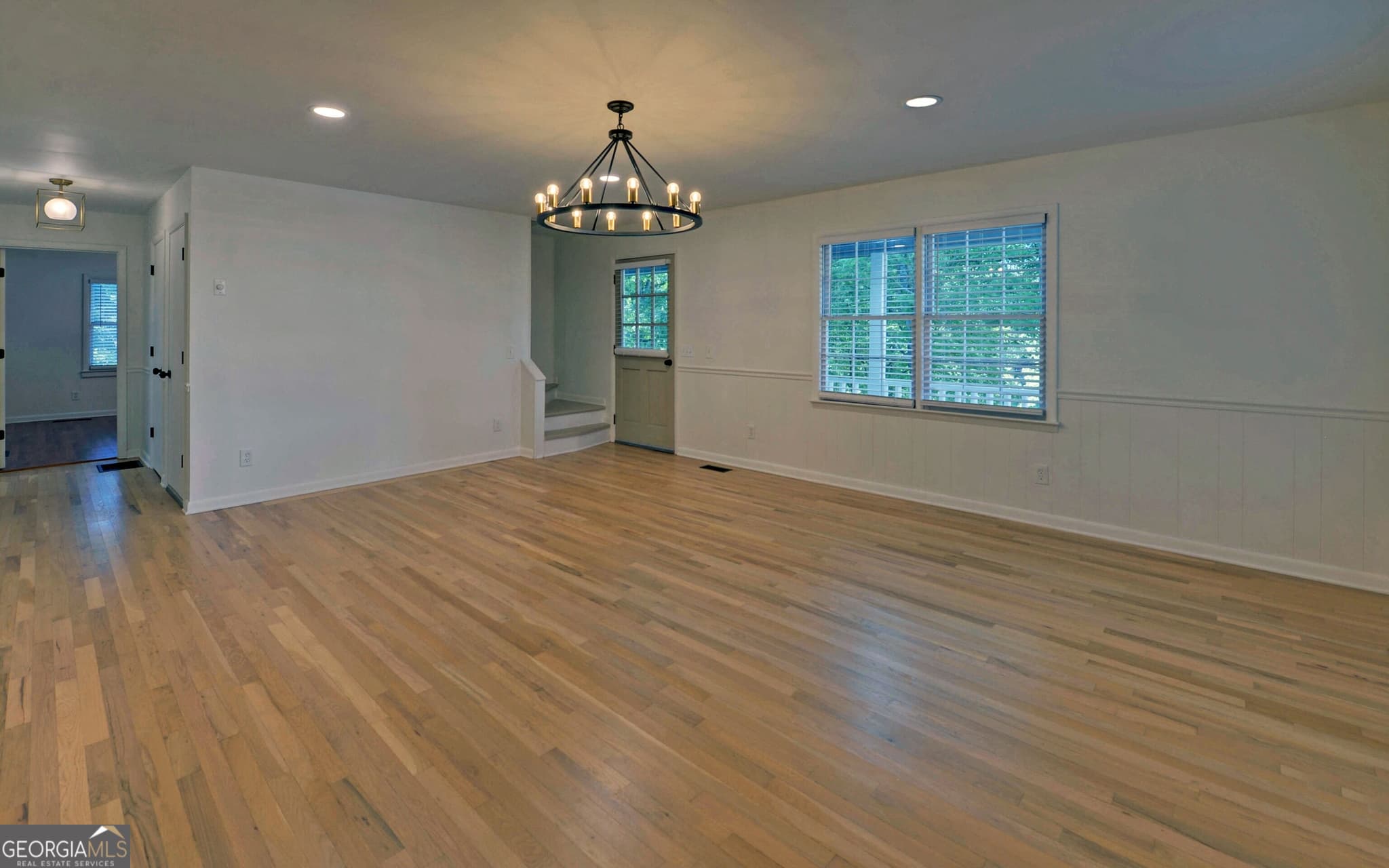 3 bedroom, 2.5 bathroom, 1,670 sq ft single family residence for sale at 338 Kings Bridge Way, Clarkesville, GA 30523 — photo 9