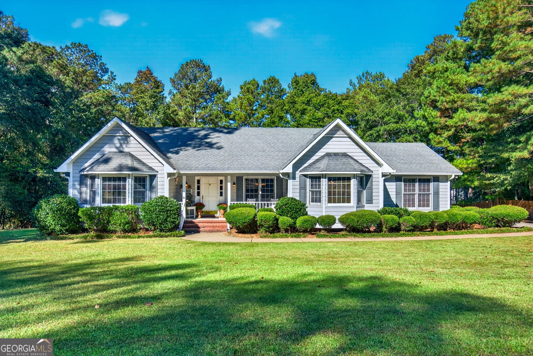 3 bedroom, 2.5 bathroom, 2,707 sq ft single family residence for sale at 115 Sunny Point Circle, Lagrange, GA 30240 — photo 6