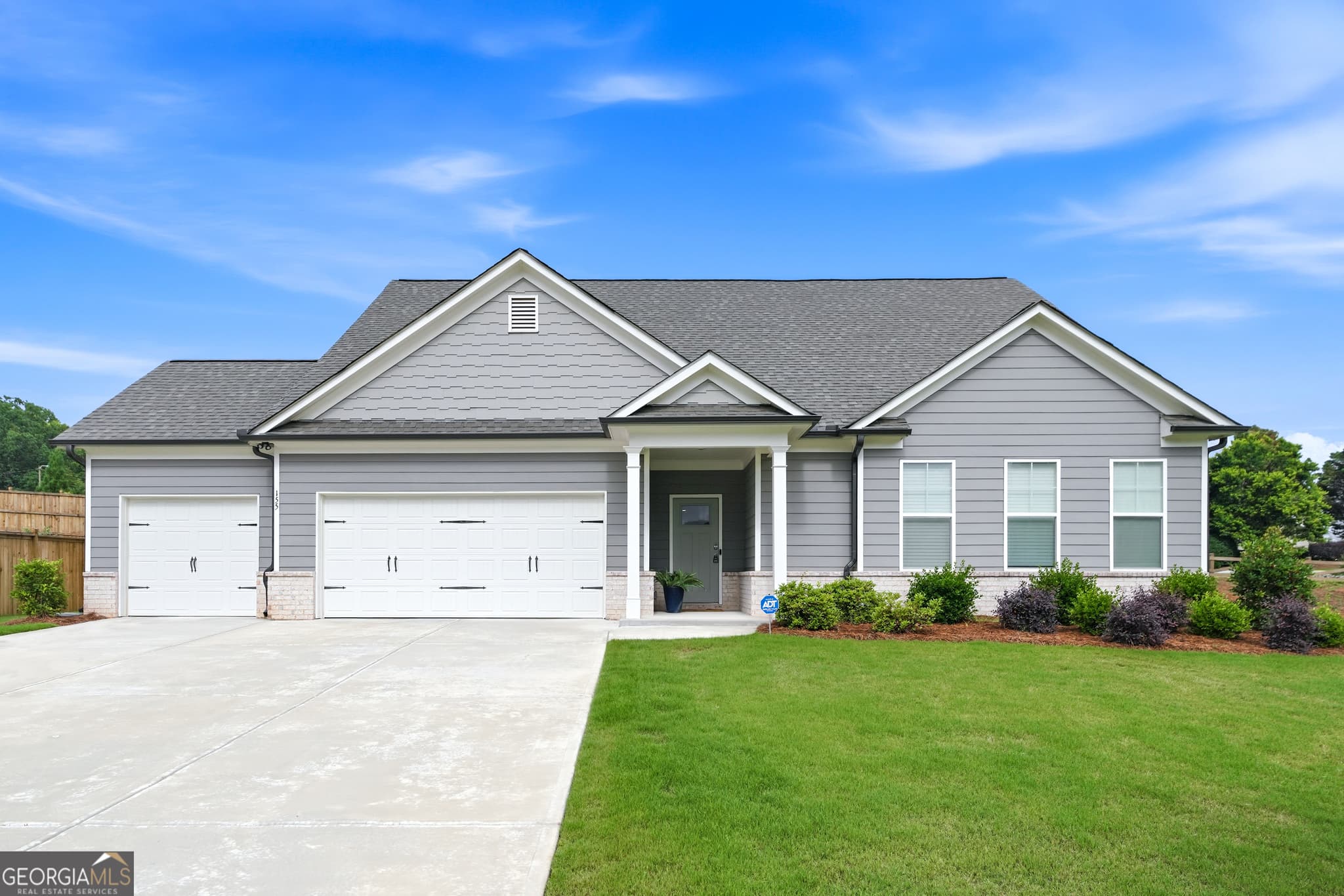 4 bedroom, 3 bathroom, 2,517 sq ft single family residence for sale at 155 Cherokee Rose Lane, Hoschton, GA 30548 — photo 1 of 38